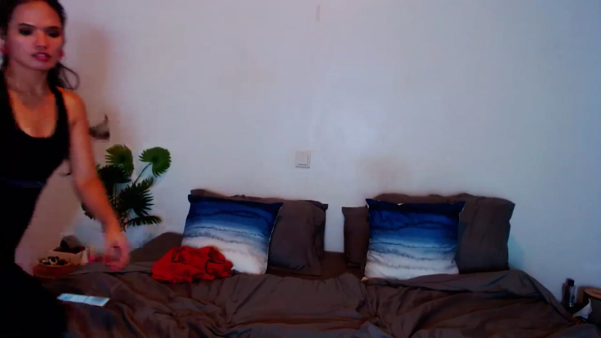 Gallery image thumbnail from SweetOne_4u's myfreecams stream on, 11/07/2023, 01:45 image 11 of 20