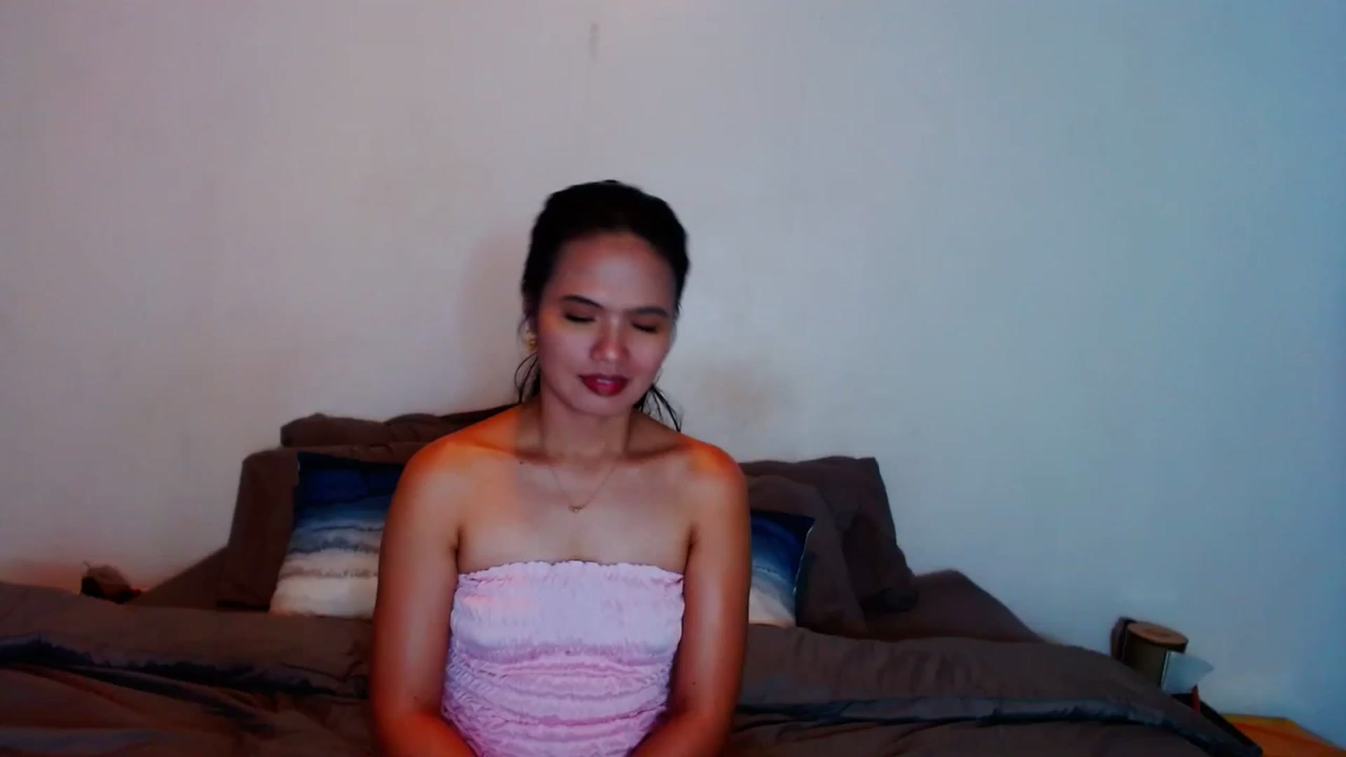 Gallery image thumbnail from SweetOne_4u's myfreecams stream on, 11/09/2023, 21:26 image 8 of 20