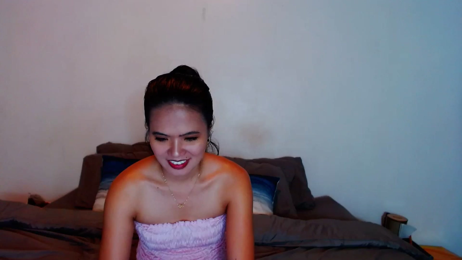 Gallery image thumbnail from SweetOne_4u's myfreecams stream on, 11/09/2023, 21:26 image 11 of 20