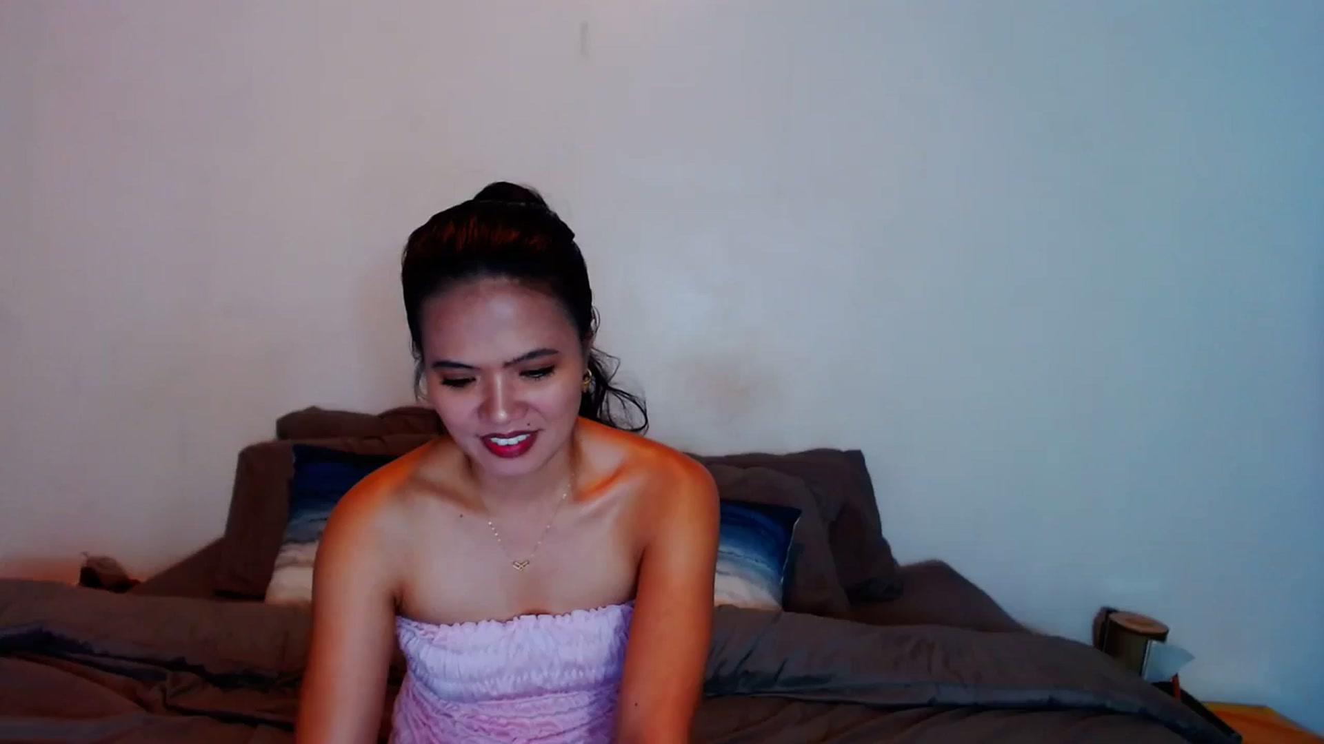 Gallery image thumbnail from SweetOne_4u's myfreecams stream on, 11/09/2023, 22:50 image 1 of 20