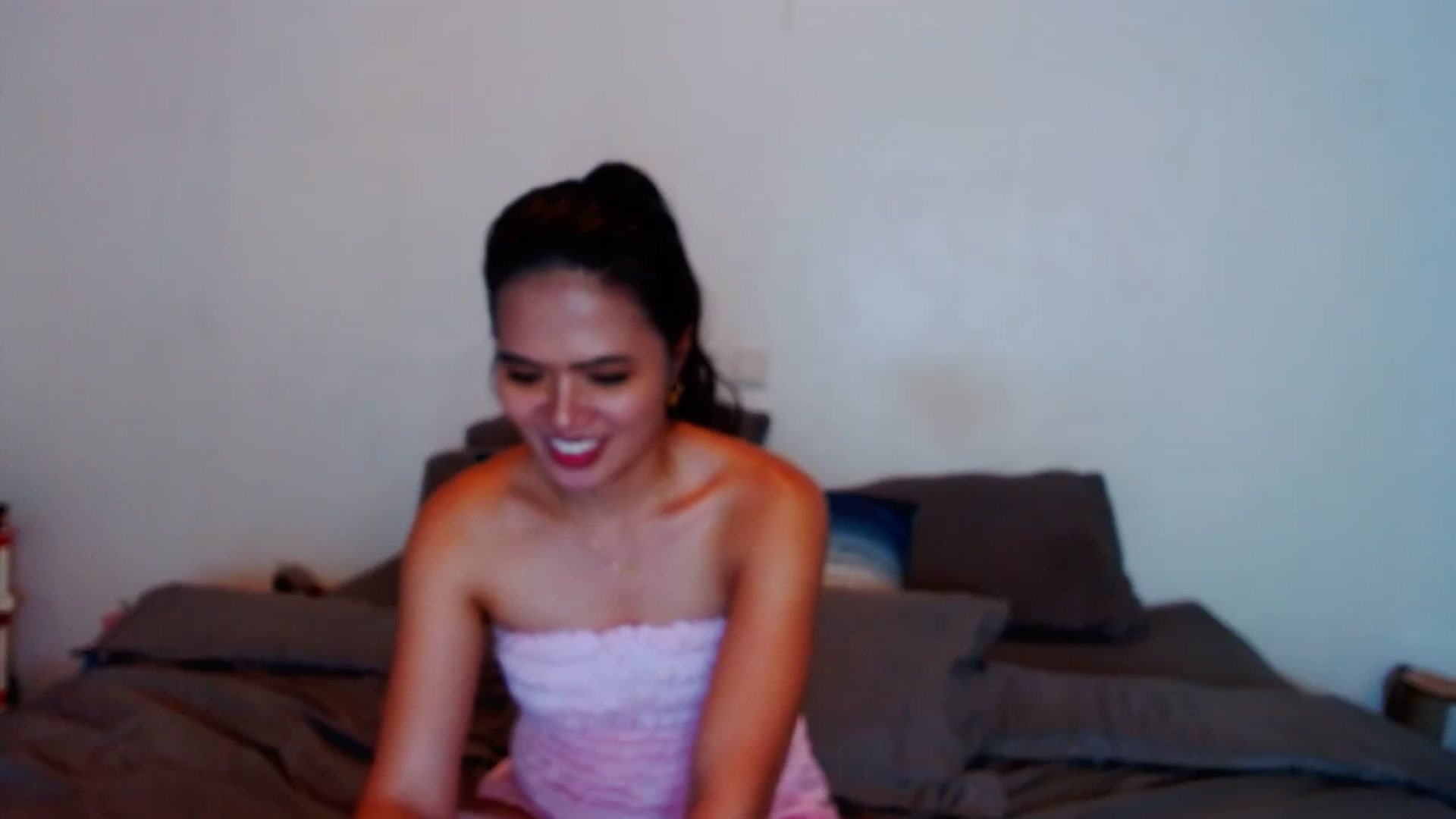 Gallery image thumbnail from SweetOne_4u's myfreecams stream on, 11/09/2023, 23:59 image 8 of 20