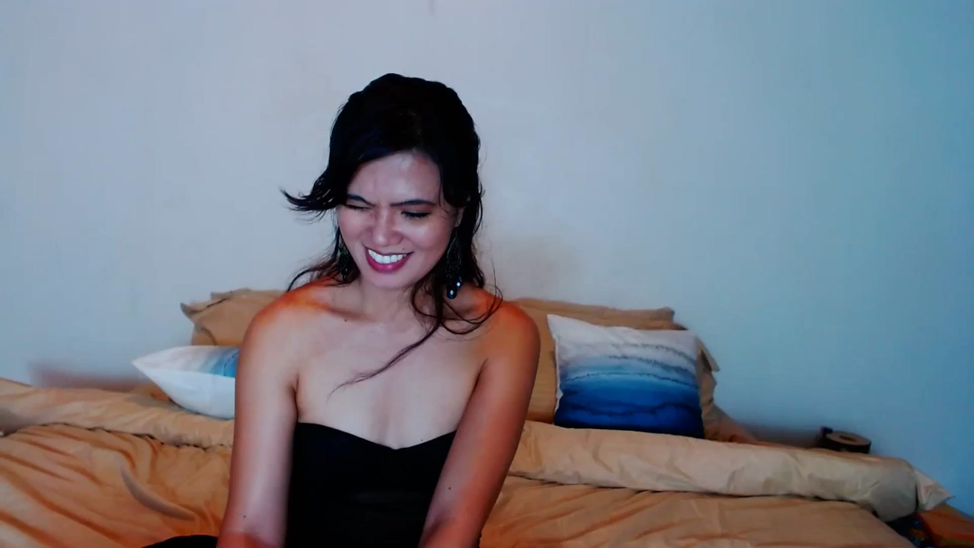 Gallery image thumbnail from SweetOne_4u's myfreecams stream on, 11/14/2023, 01:53 image 2 of 20