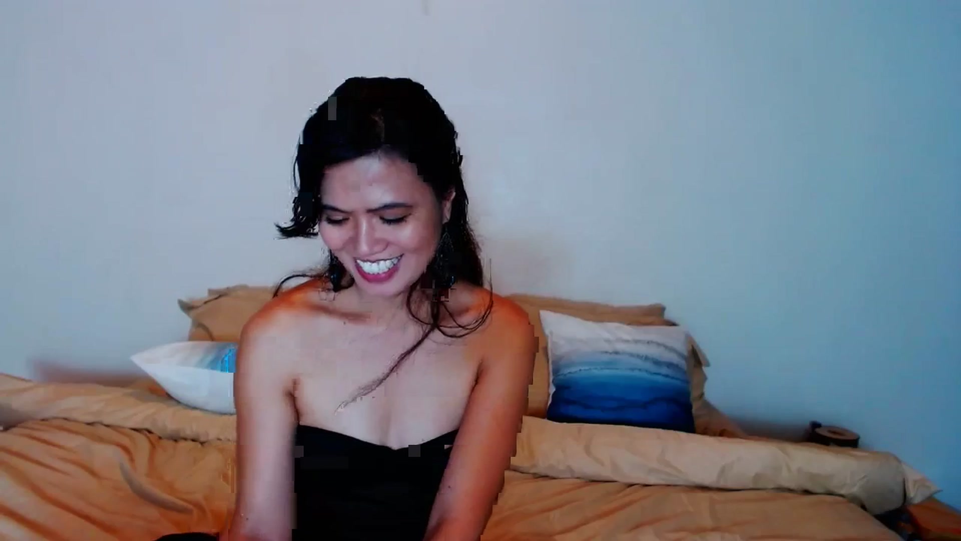 Gallery image thumbnail from SweetOne_4u's myfreecams stream on, 11/14/2023, 01:53 image 3 of 20