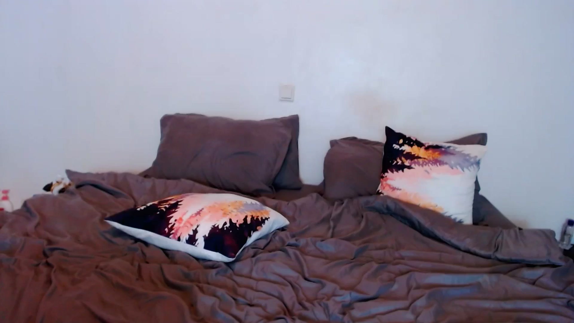 Gallery image thumbnail from SweetOne_4u's myfreecams stream on, 01/04/2024, 01:34 image 17 of 20