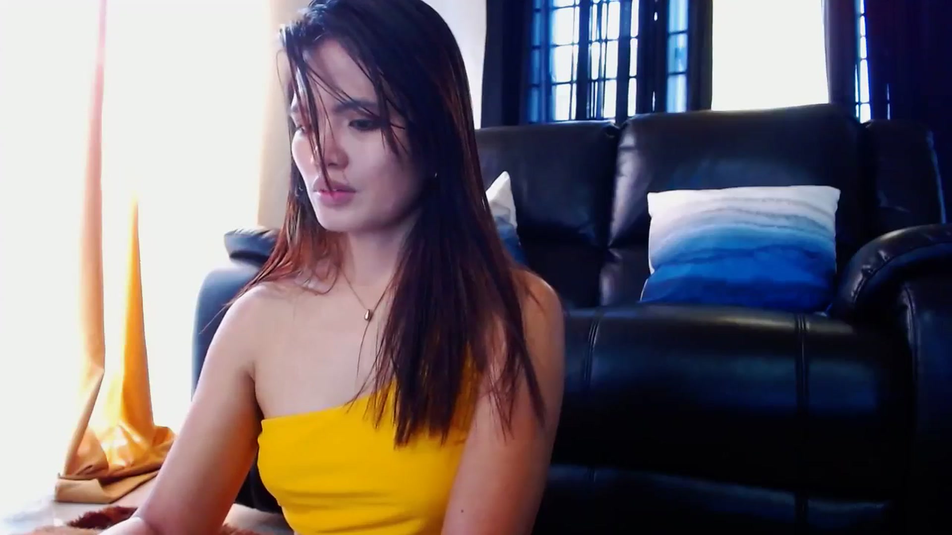 Gallery image thumbnail from SweetOne_4u's myfreecams stream on, 01/18/2024, 01:47 image 2 of 20