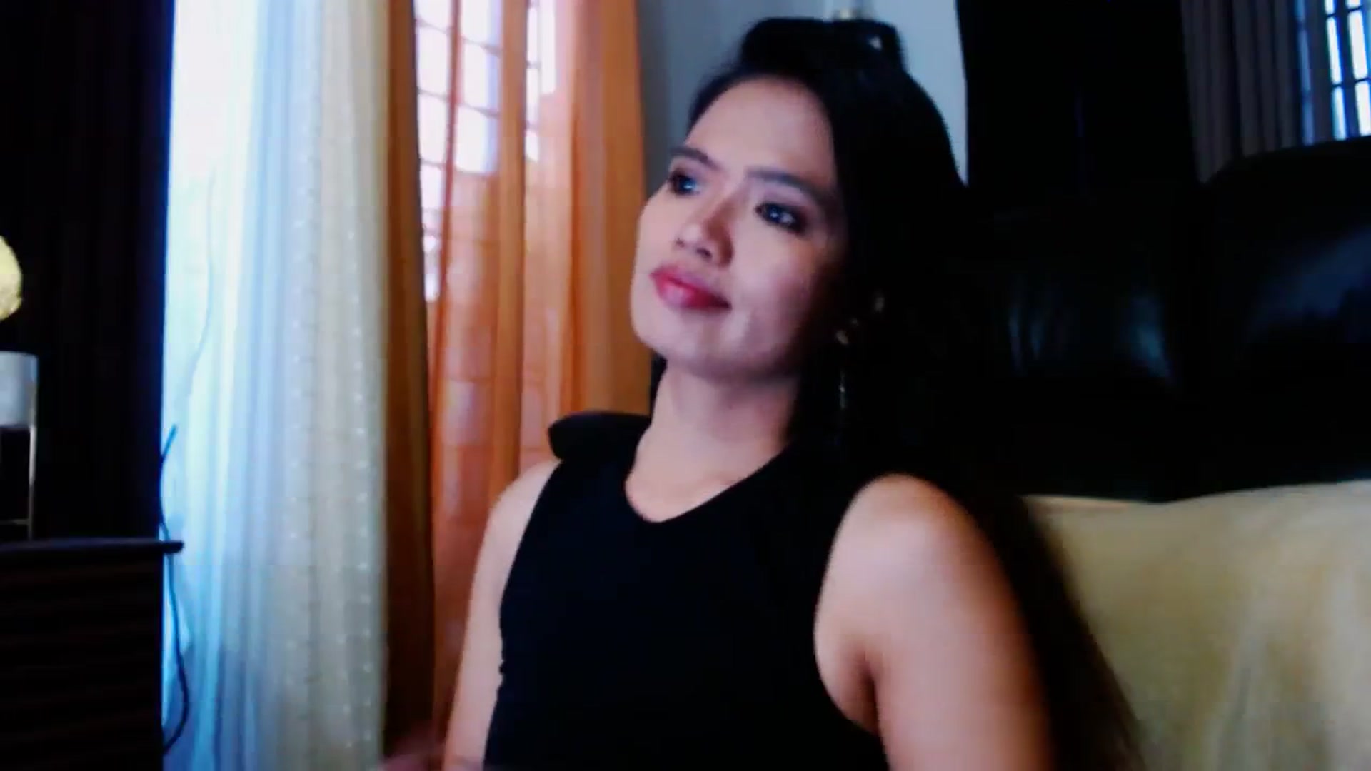 Gallery image thumbnail from SweetOne_4u's myfreecams stream on, 02/10/2024, 22:17 image 13 of 20