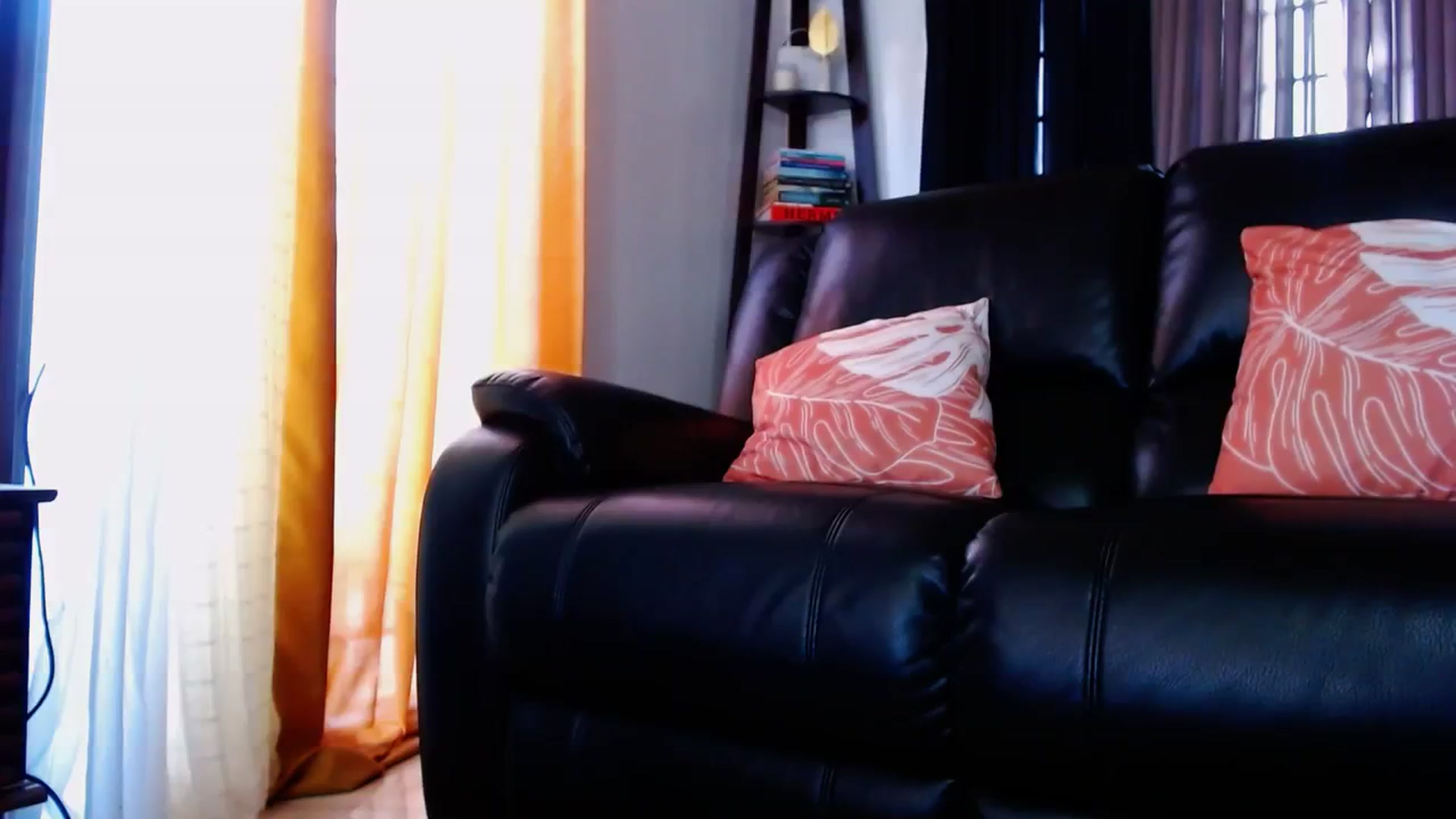 Gallery image thumbnail from SweetOne_4u's myfreecams stream on, 02/12/2024, 24:55 image 1 of 20