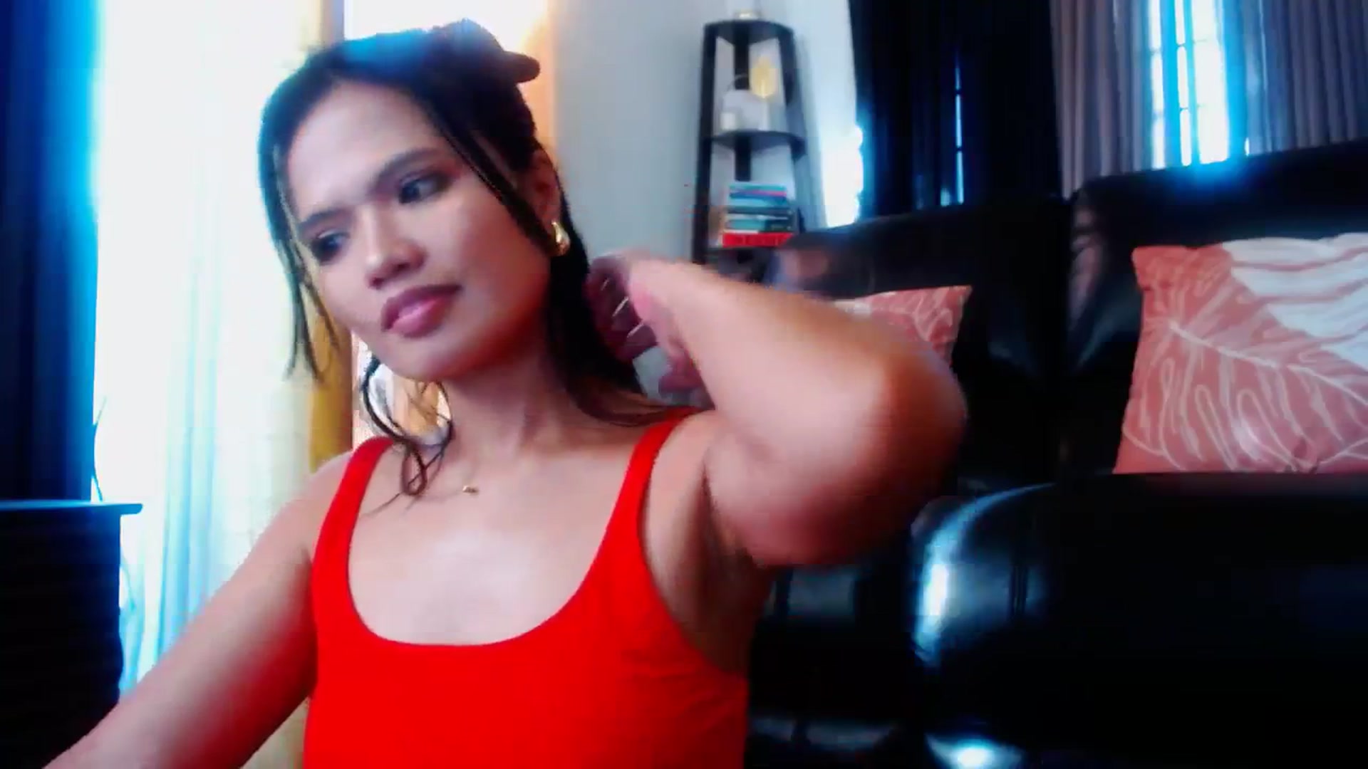 Gallery image thumbnail from SweetOne_4u's myfreecams stream on, 02/12/2024, 23:55 image 15 of 20