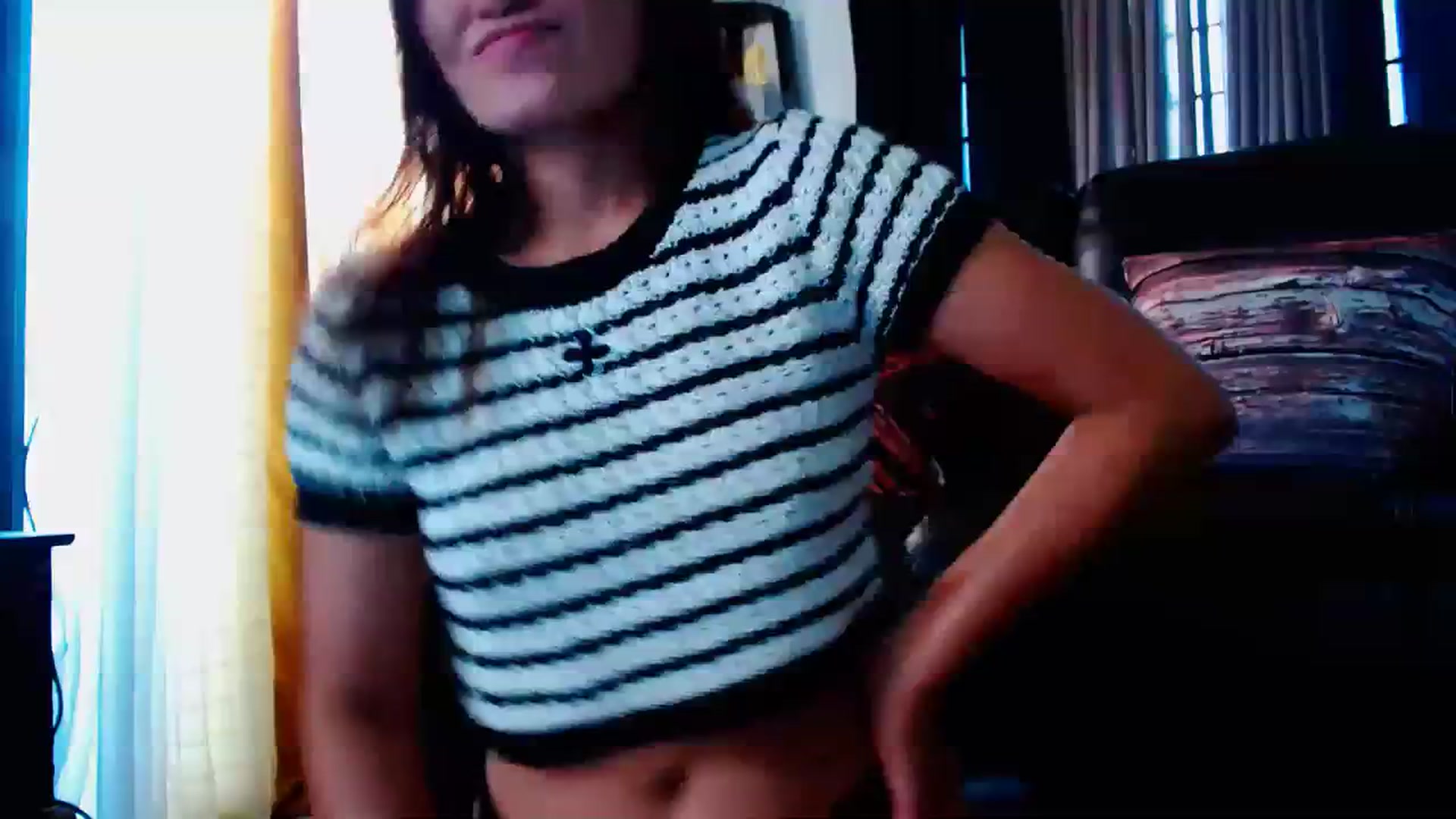 Gallery image thumbnail from SweetOne_4u's myfreecams stream on, 02/19/2024, 01:20 image 14 of 20