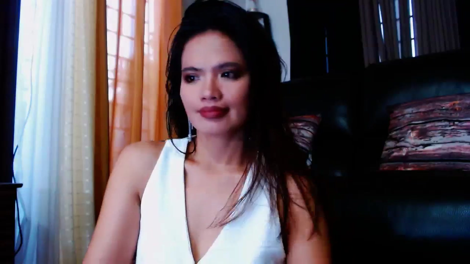 Gallery image thumbnail from SweetOne_4u's myfreecams stream on, 02/20/2024, 22:33 image 4 of 20