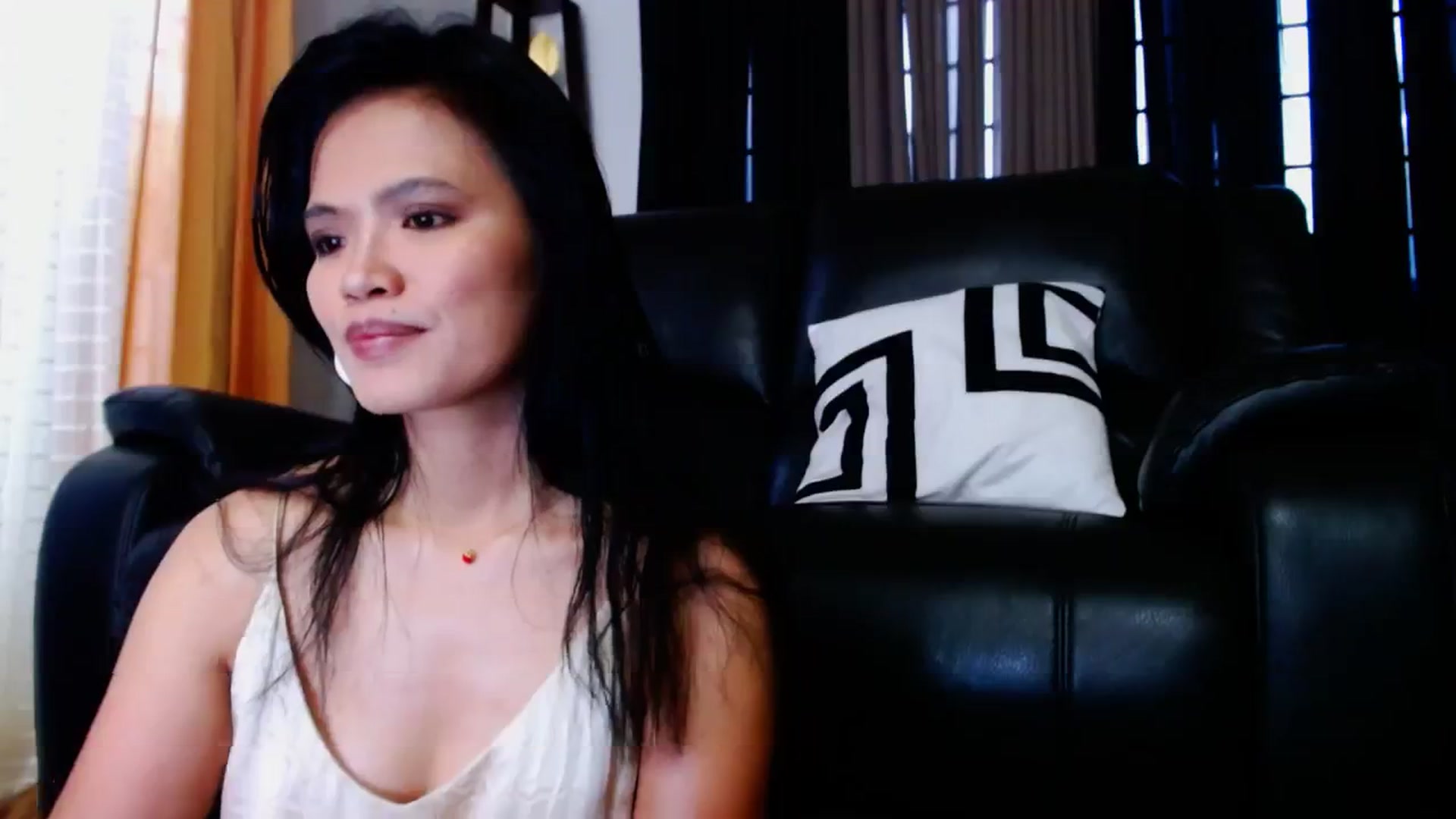 Gallery image thumbnail from SweetOne_4u's myfreecams stream on, 02/27/2024, 23:03 image 4 of 20