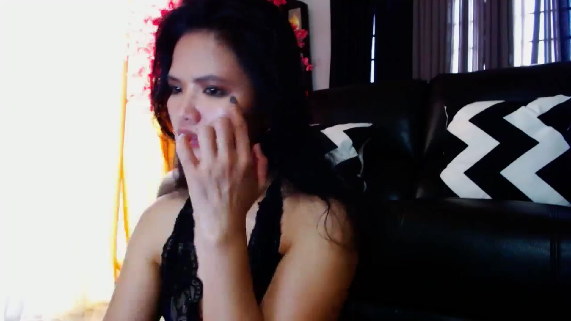 Gallery image thumbnail from SweetOne_4u's myfreecams stream on, 04/07/2024, 24:07 image 9 of 20