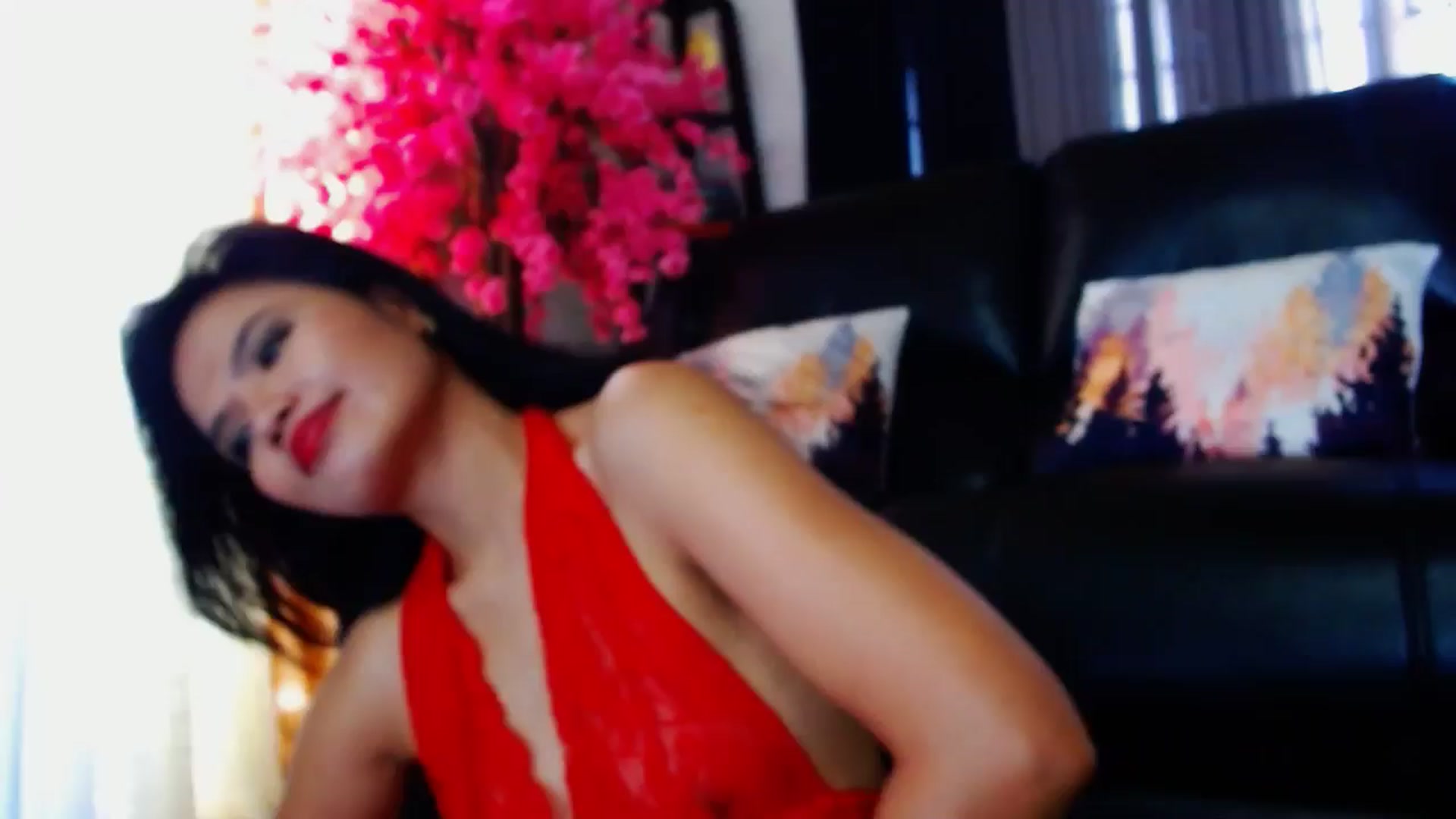 Gallery image thumbnail from SweetOne_4u's myfreecams stream on, 04/23/2024, 24:41 image 12 of 20