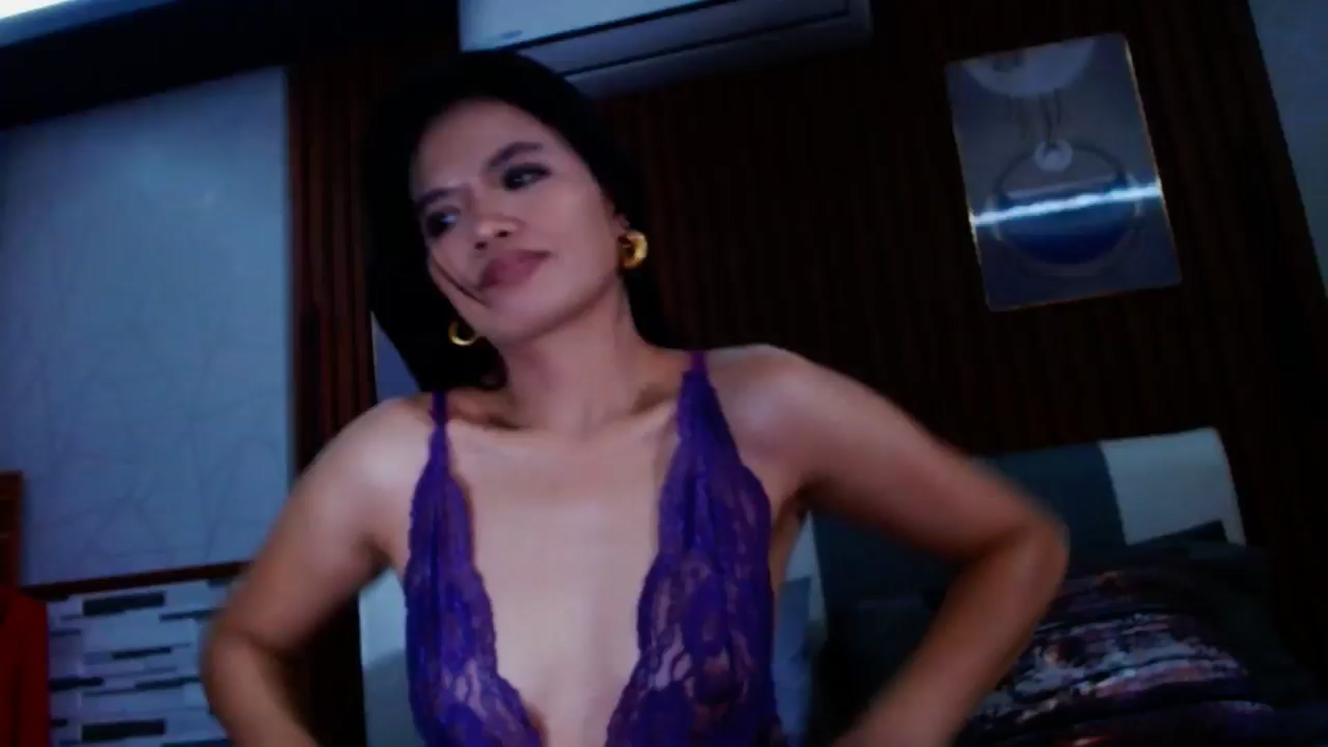 Gallery image thumbnail from SweetOne_4u's myfreecams stream on, 05/16/2024, 24:50 image 2 of 20
