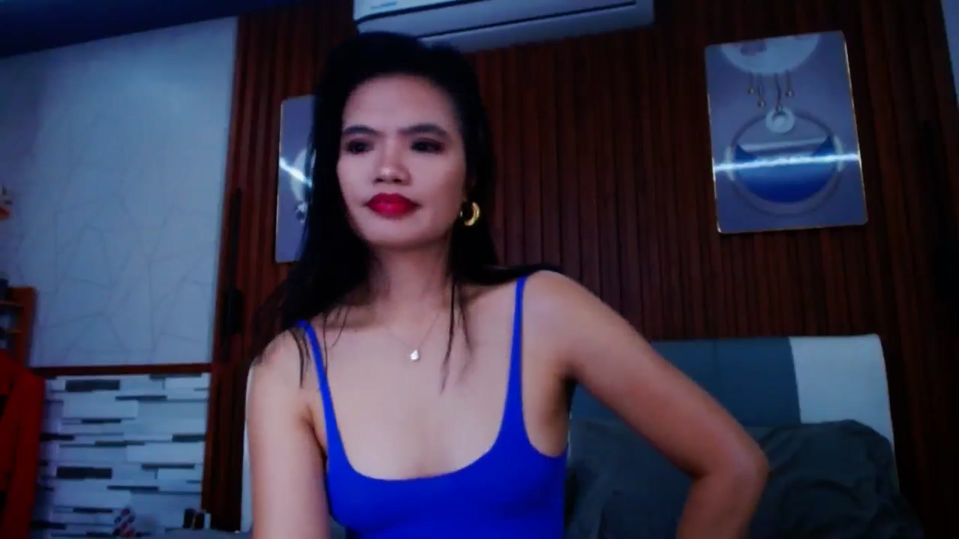 Gallery image thumbnail from SweetOne_4u's myfreecams stream on, 05/22/2024, 23:03 image 8 of 20