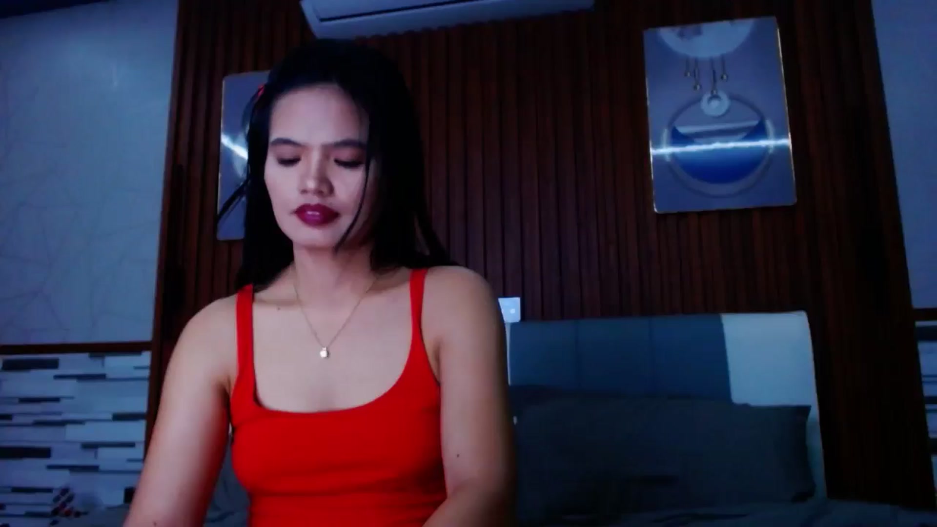 Gallery image thumbnail from SweetOne_4u's myfreecams stream on, 05/23/2024, 23:06 image 5 of 20