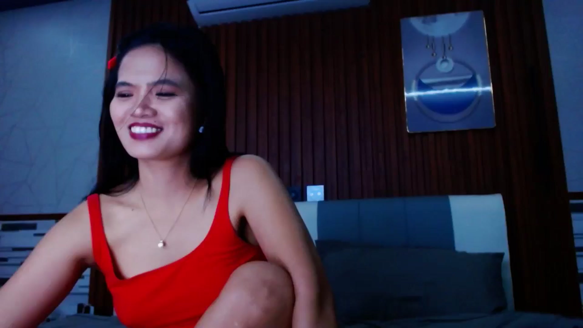 Gallery image thumbnail from SweetOne_4u's myfreecams stream on, 05/24/2024, 24:01 image 14 of 20