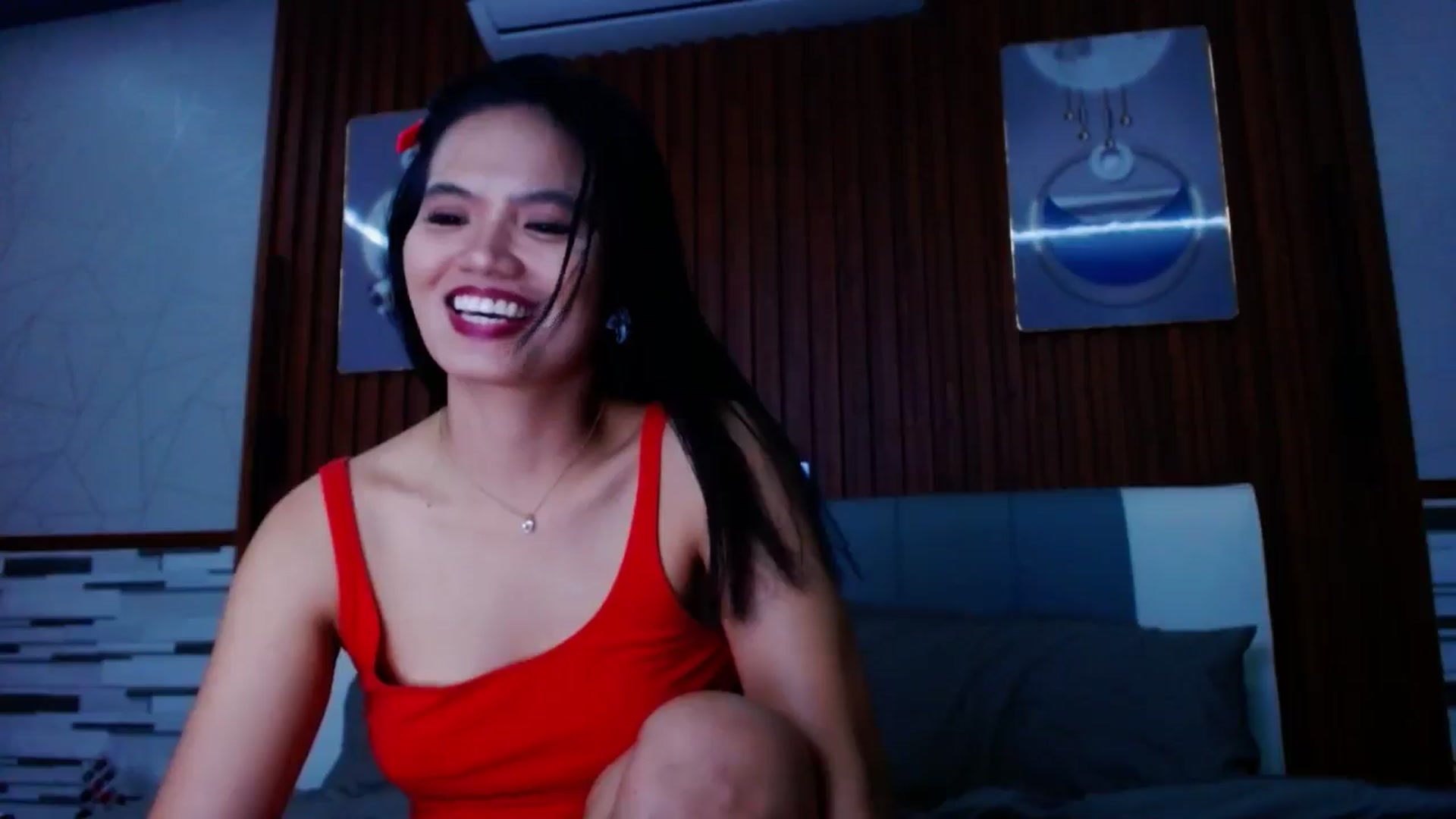 Gallery image thumbnail from SweetOne_4u's myfreecams stream on, 05/24/2024, 24:48 image 6 of 20