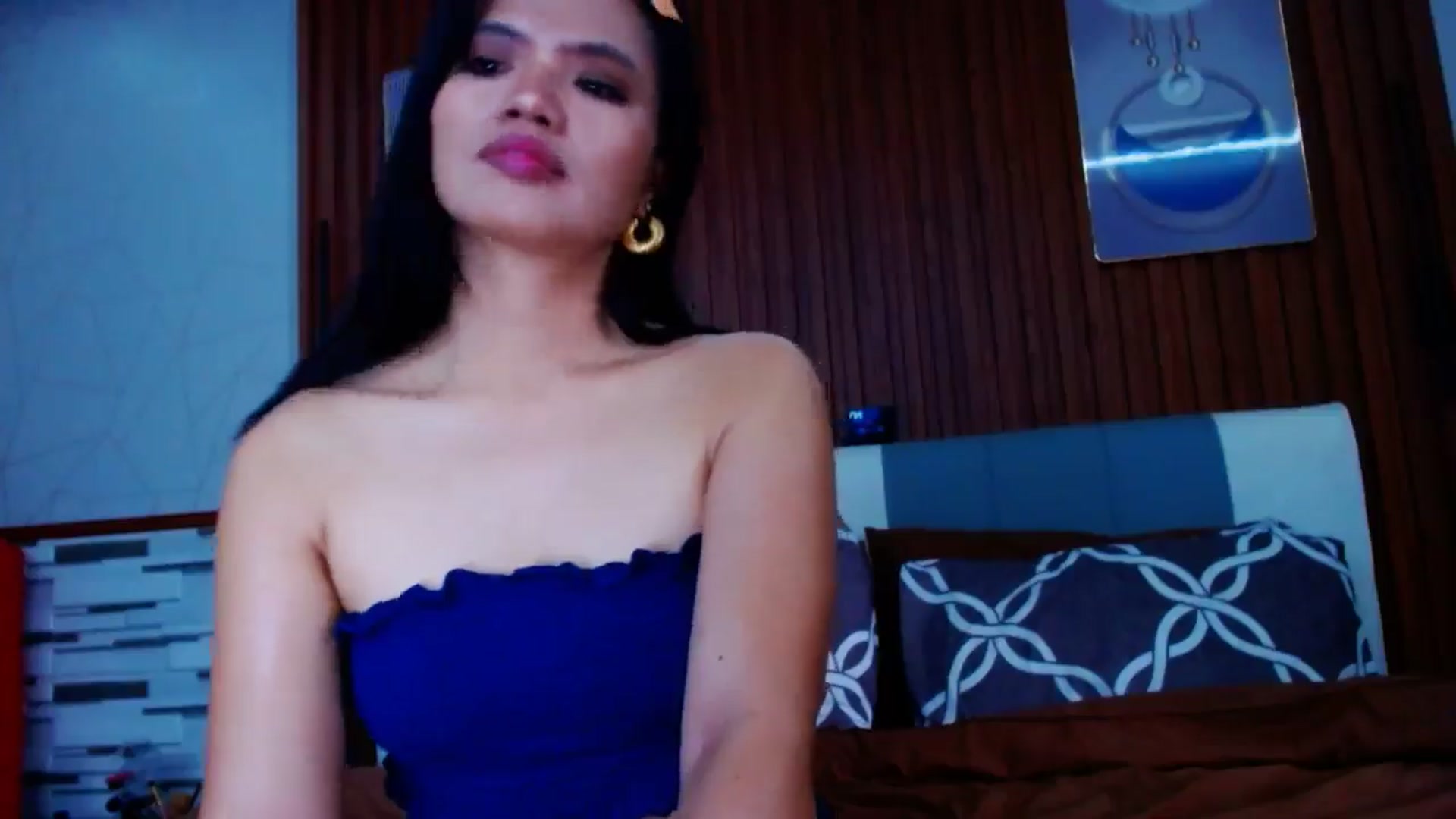 Gallery image thumbnail from SweetOne_4u's myfreecams stream on, 06/23/2024, 23:14 image 6 of 20