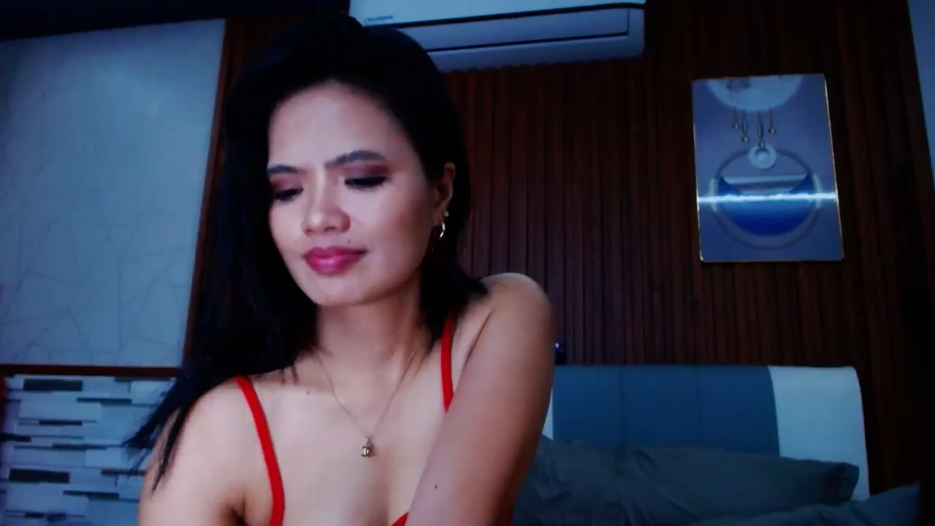 Gallery image thumbnail from SweetOne_4u's myfreecams stream on, 06/30/2024, 22:23 image 19 of 20