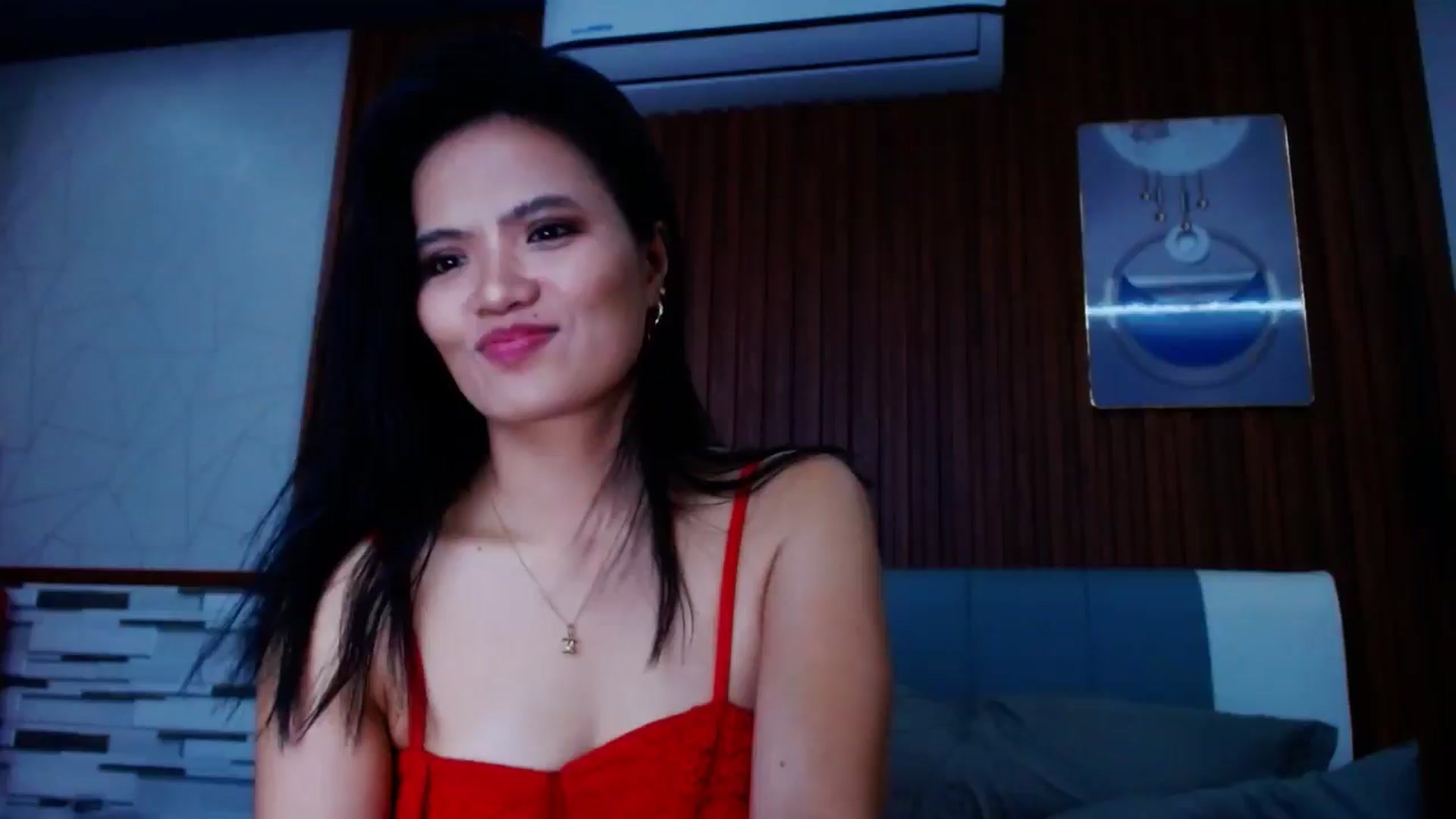Gallery image thumbnail from SweetOne_4u's myfreecams stream on, 06/30/2024, 22:23 image 14 of 20