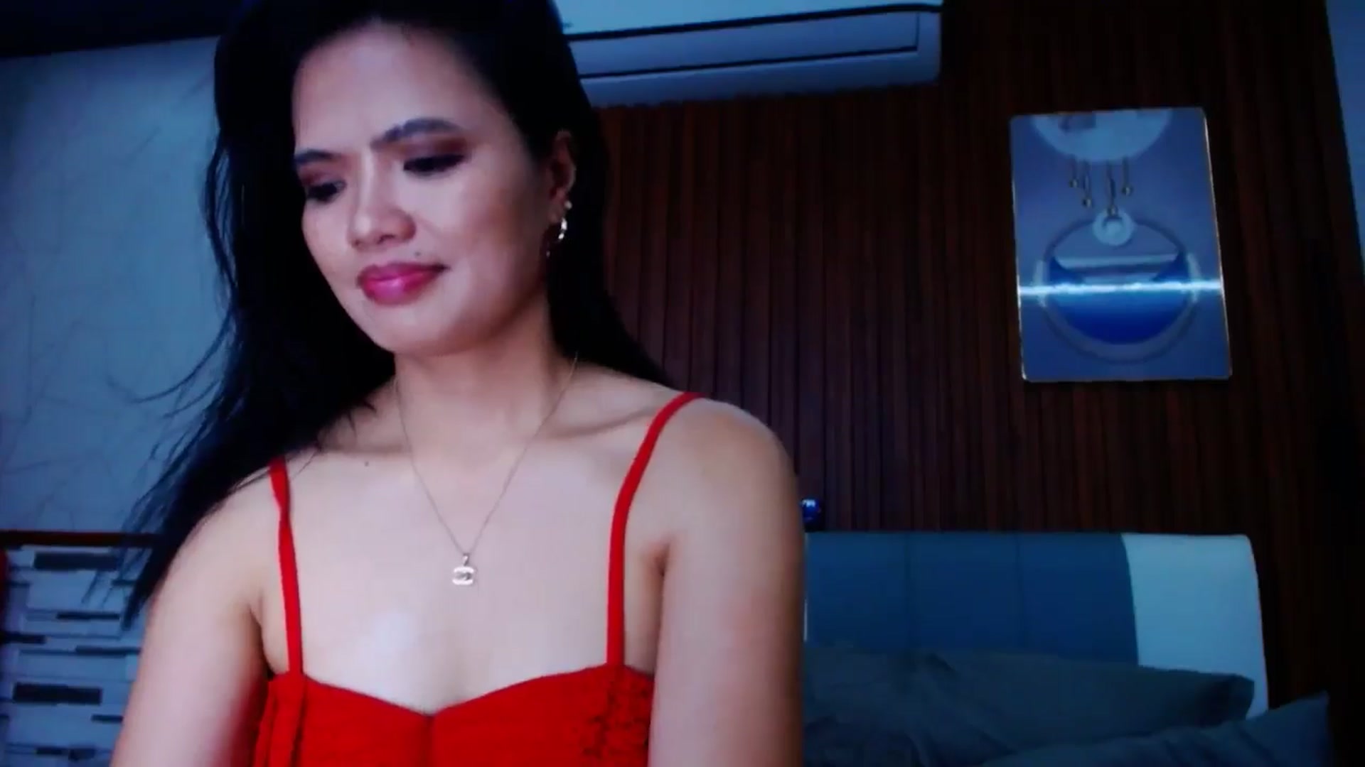 Gallery image thumbnail from SweetOne_4u's myfreecams stream on, 06/30/2024, 22:23 image 7 of 20