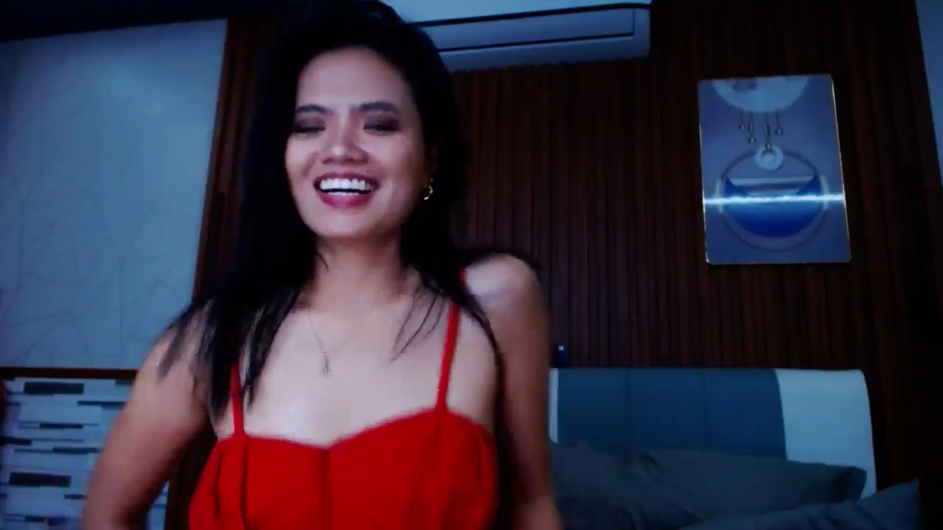 Gallery image thumbnail from SweetOne_4u's myfreecams stream on, 06/30/2024, 22:23 image 12 of 20