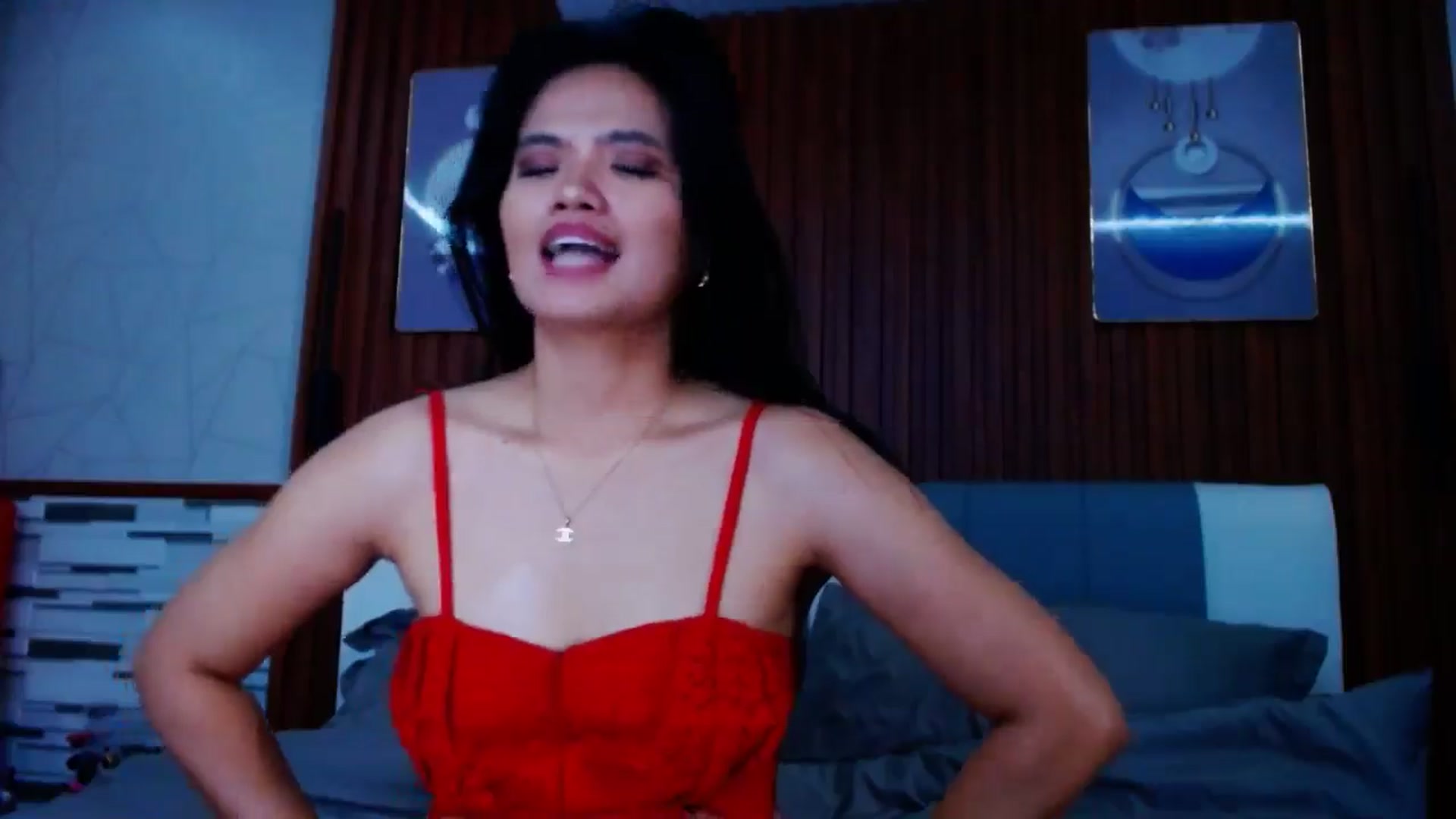 Gallery image thumbnail from SweetOne_4u's myfreecams stream on, 06/30/2024, 23:11 image 3 of 20