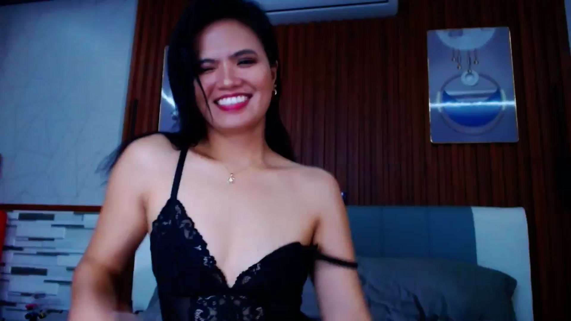 Gallery image thumbnail from SweetOne_4u's myfreecams stream on, 07/01/2024, 24:00 image 1 of 20