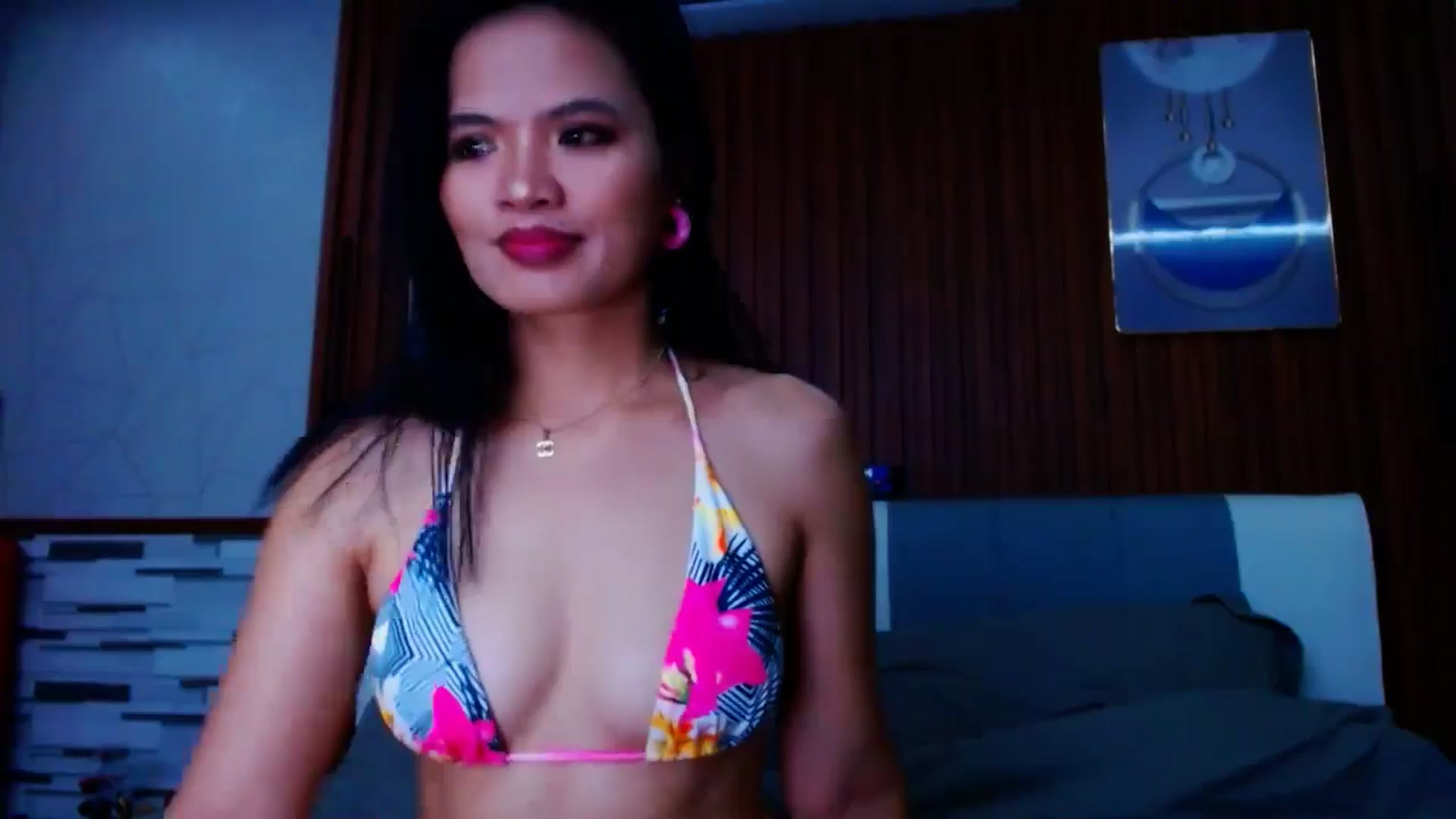 Gallery image thumbnail from SweetOne_4u's myfreecams stream on, 07/01/2024, 21:59 image 3 of 20