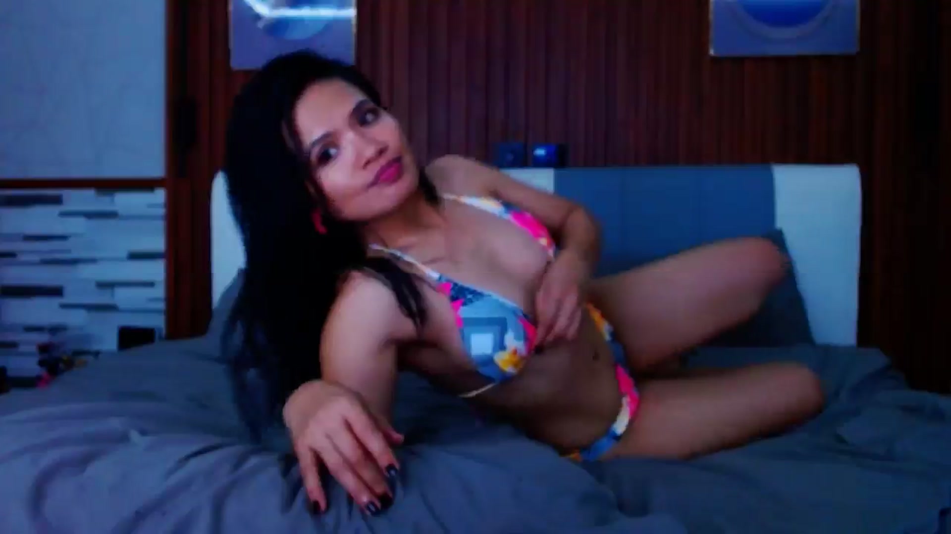 Gallery image thumbnail from SweetOne_4u's myfreecams stream on, 07/02/2024, 02:42 image 20 of 20