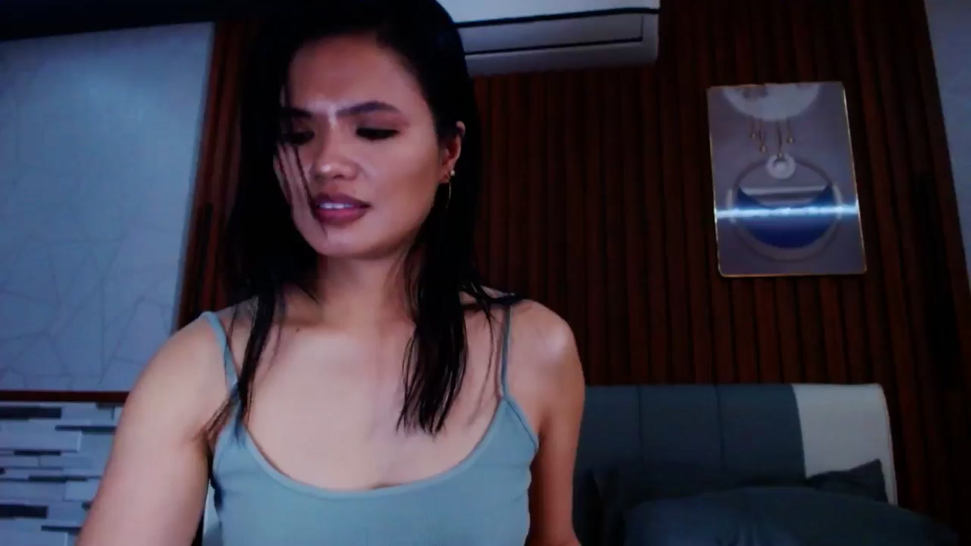 Gallery image thumbnail from SweetOne_4u's myfreecams stream on, 07/04/2024, 24:01 image 16 of 20