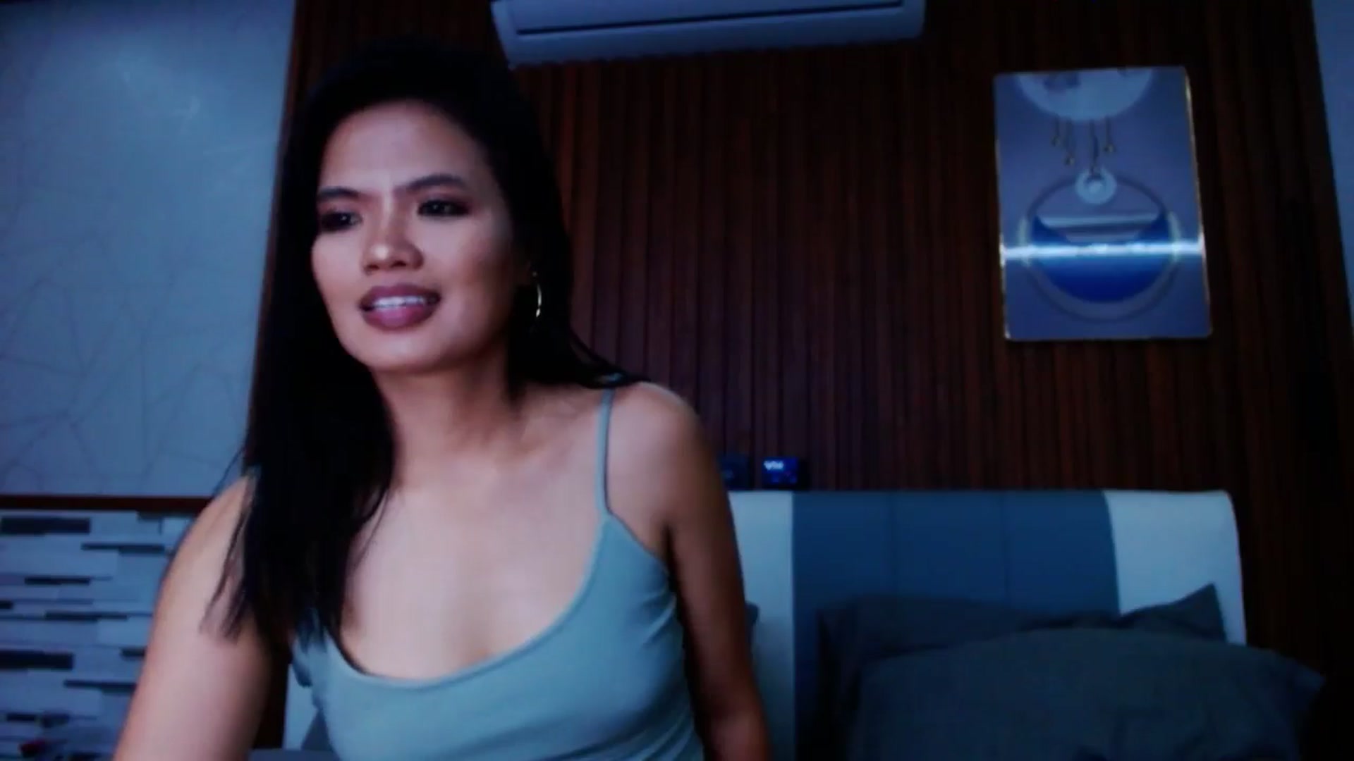 Gallery image thumbnail from SweetOne_4u's myfreecams stream on, 07/04/2024, 24:01 image 3 of 20