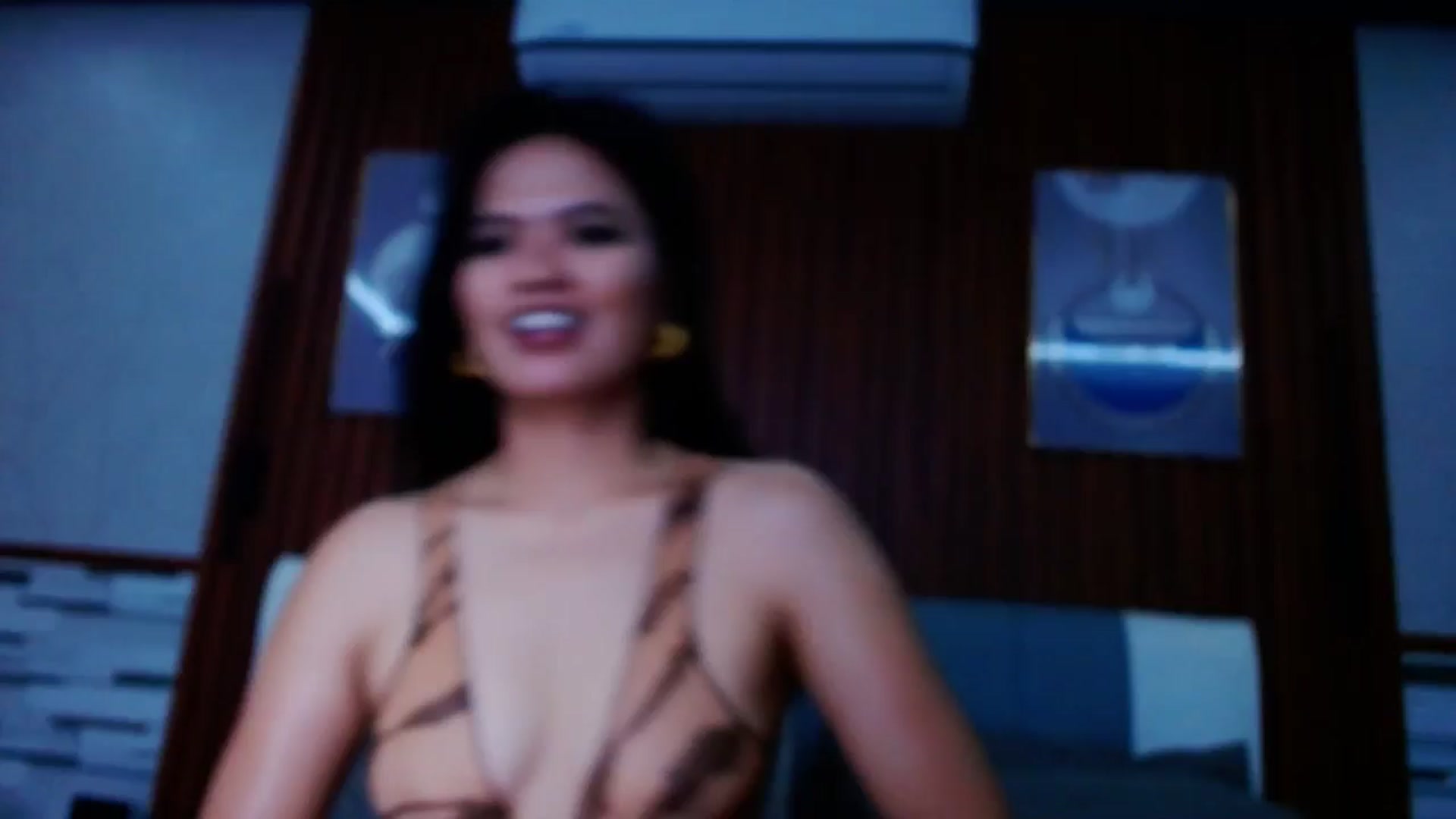 Gallery image thumbnail from SweetOne_4u's myfreecams stream on, 07/05/2024, 23:19 image 18 of 20