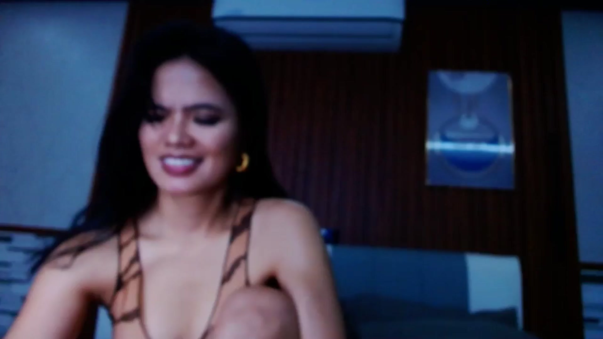 Gallery image thumbnail from SweetOne_4u's myfreecams stream on, 07/05/2024, 23:19 image 19 of 20