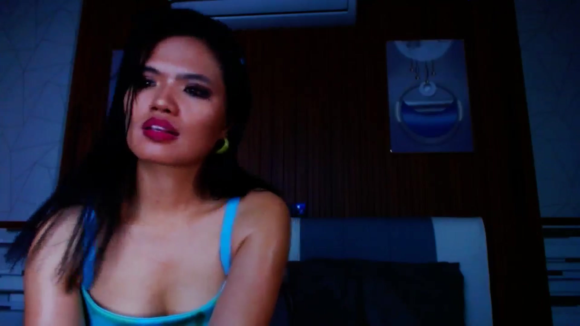 Gallery image thumbnail from SweetOne_4u's myfreecams stream on, 07/12/2024, 24:28 image 4 of 20