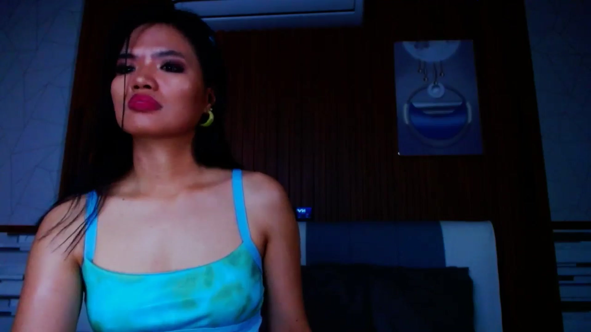 Gallery image thumbnail from SweetOne_4u's myfreecams stream on, 07/12/2024, 24:28 image 3 of 20