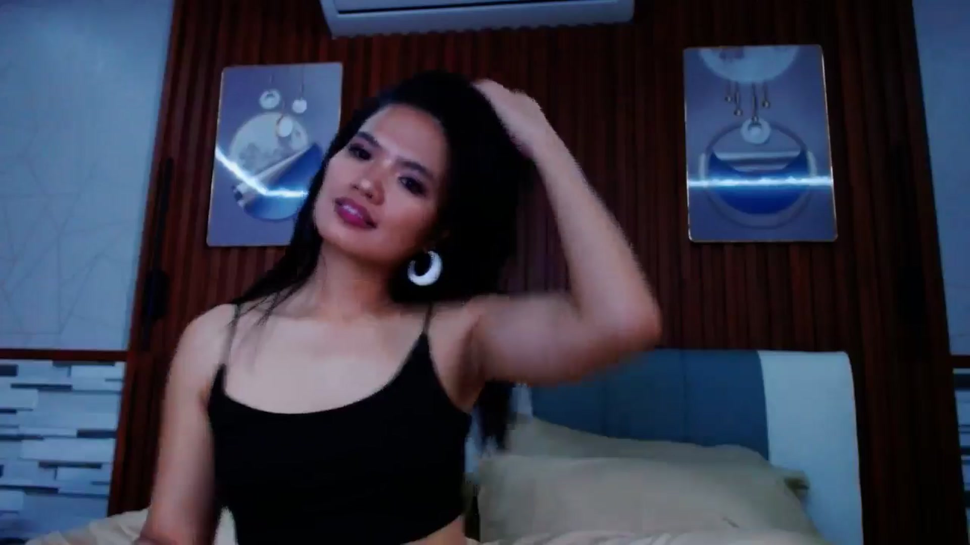 Gallery image thumbnail from SweetOne_4u's myfreecams stream on, 07/14/2024, 23:12 image 20 of 20