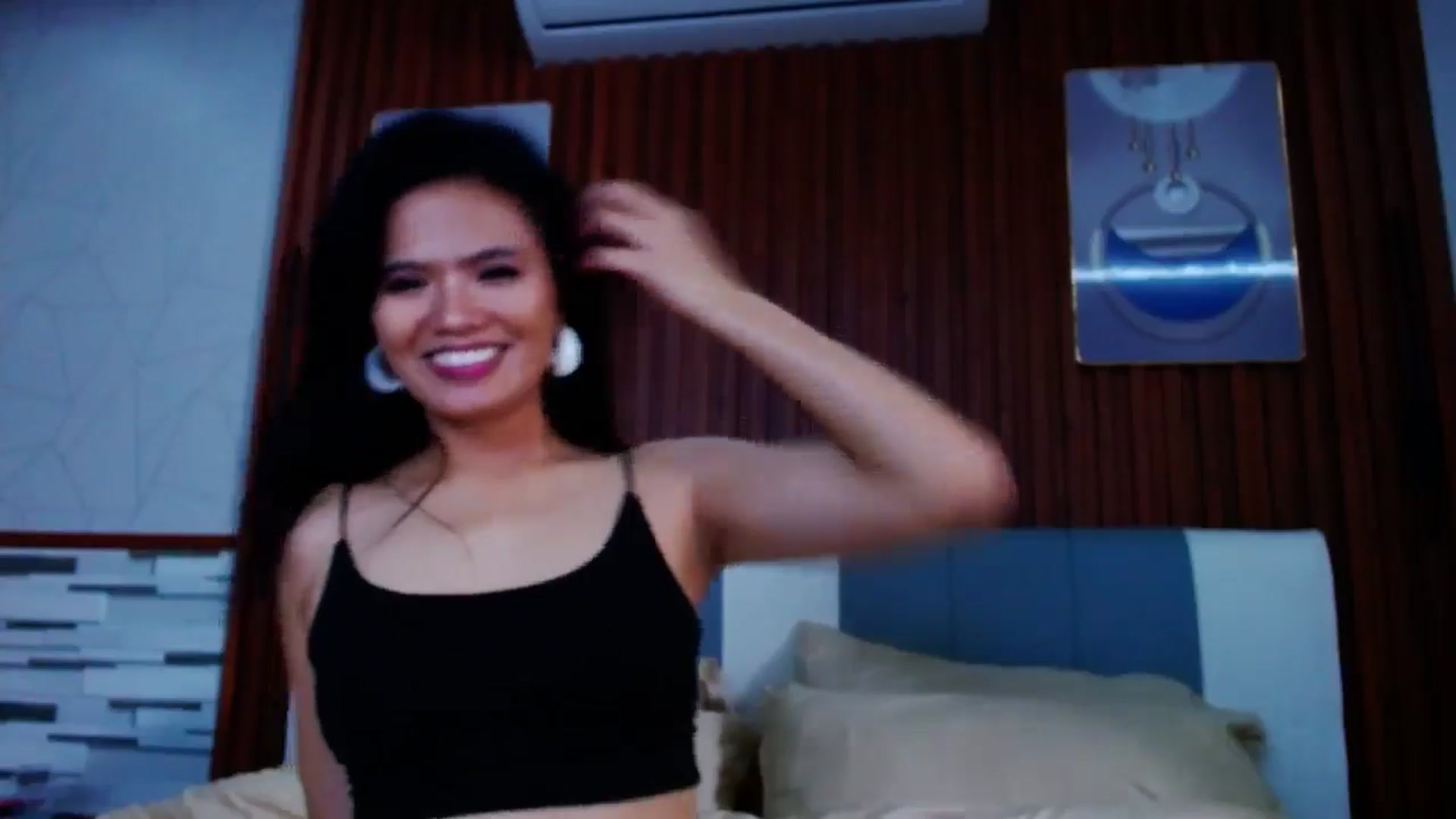 Gallery image thumbnail from SweetOne_4u's myfreecams stream on, 07/14/2024, 23:50 image 15 of 20
