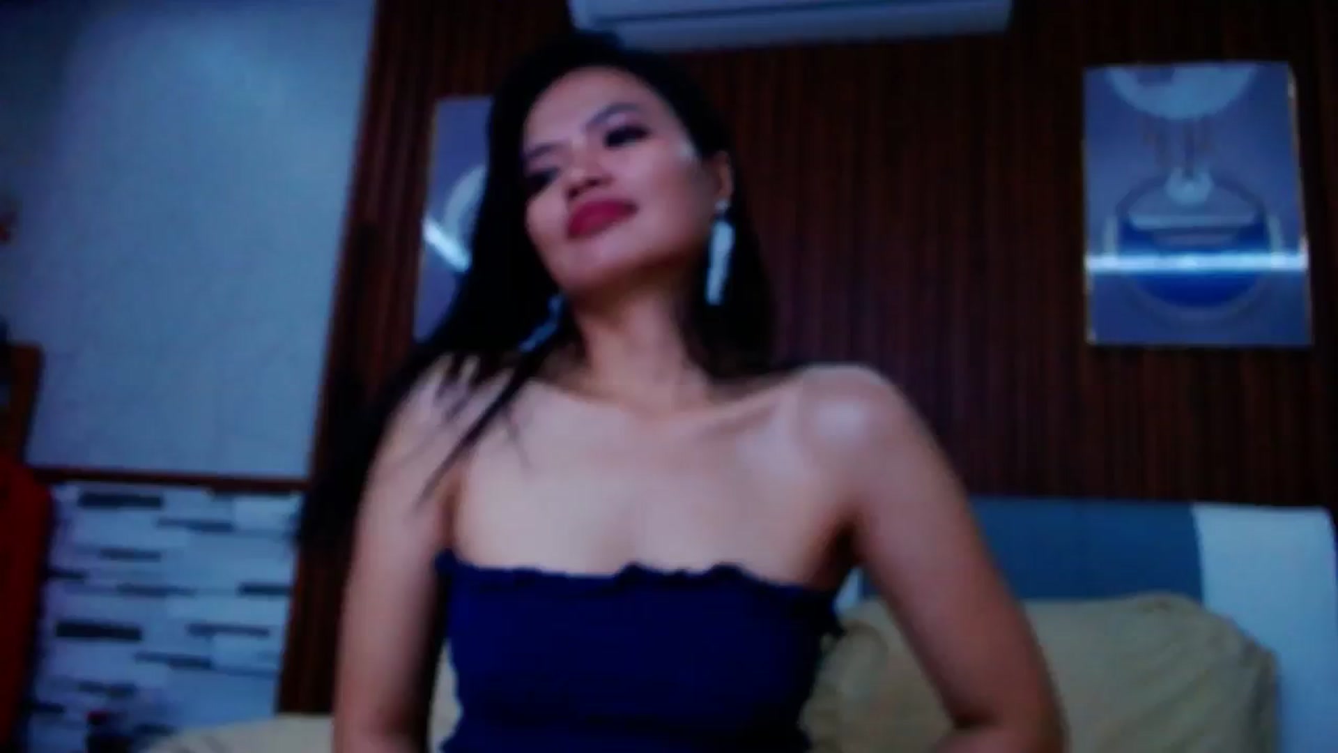 Gallery image thumbnail from SweetOne_4u's myfreecams stream on, 07/20/2024, 22:38 image 6 of 20