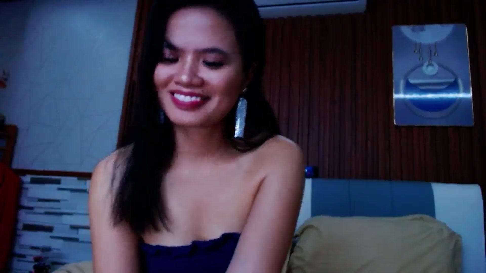 Gallery image thumbnail from SweetOne_4u's myfreecams stream on, 07/20/2024, 22:38 image 2 of 20