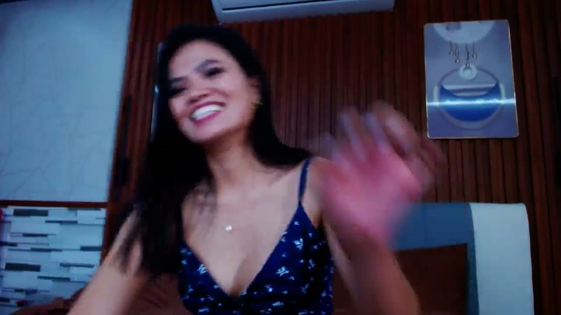 Gallery image thumbnail from SweetOne_4u's myfreecams stream on, 07/28/2024, 01:54 image 9 of 20