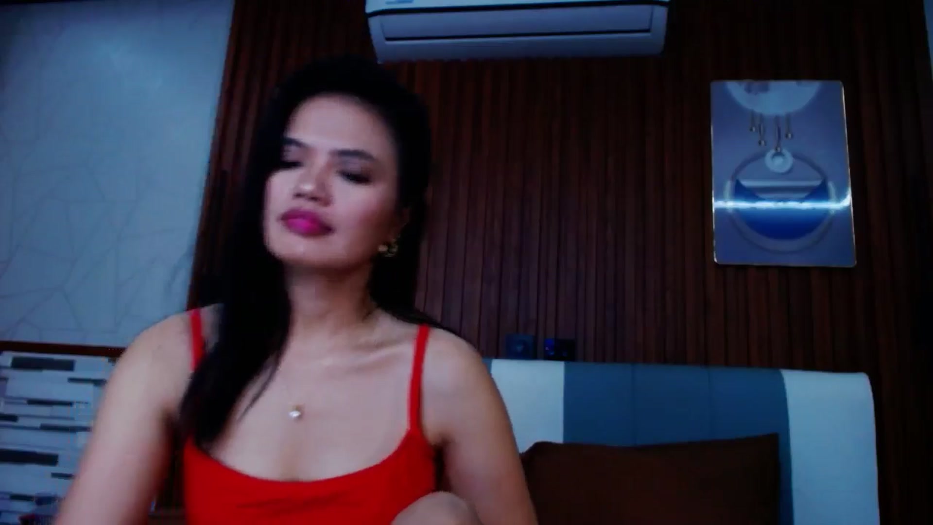 Gallery image thumbnail from SweetOne_4u's myfreecams stream on, 07/28/2024, 22:12 image 13 of 20