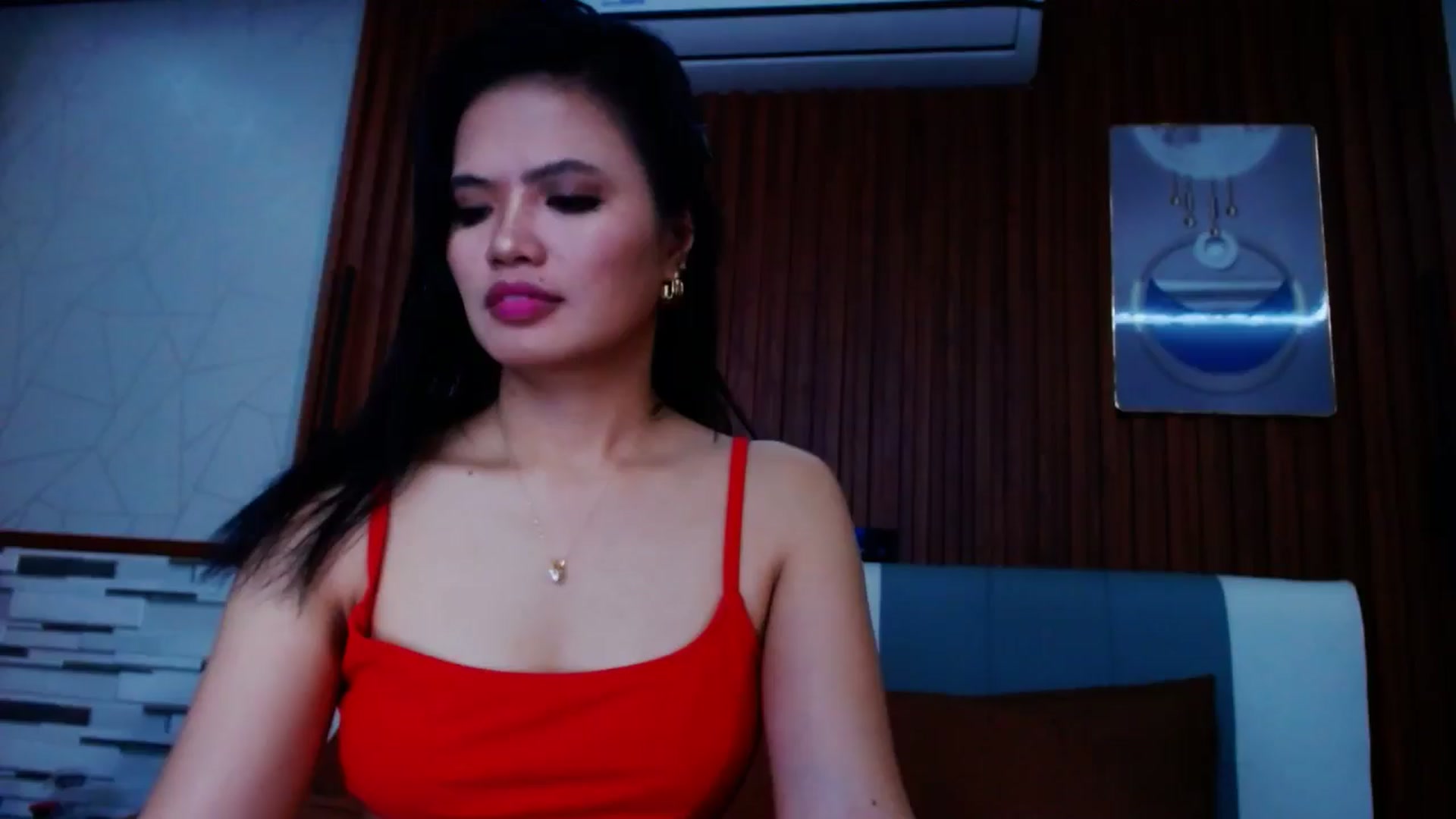 Gallery image thumbnail from SweetOne_4u's myfreecams stream on, 07/28/2024, 22:12 image 14 of 20