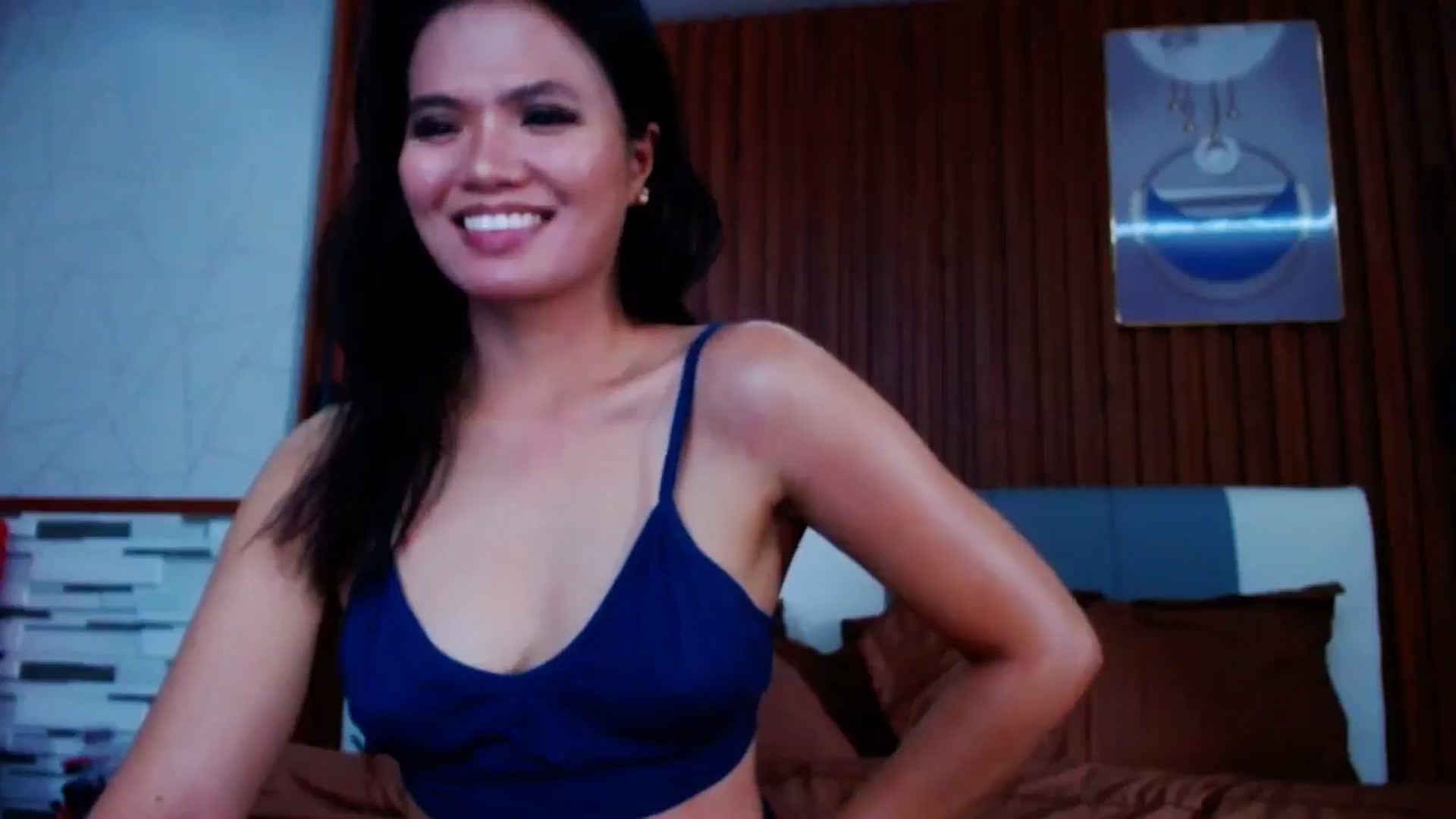 Gallery image thumbnail from SweetOne_4u's myfreecams stream on, 07/31/2024, 23:12 image 10 of 20