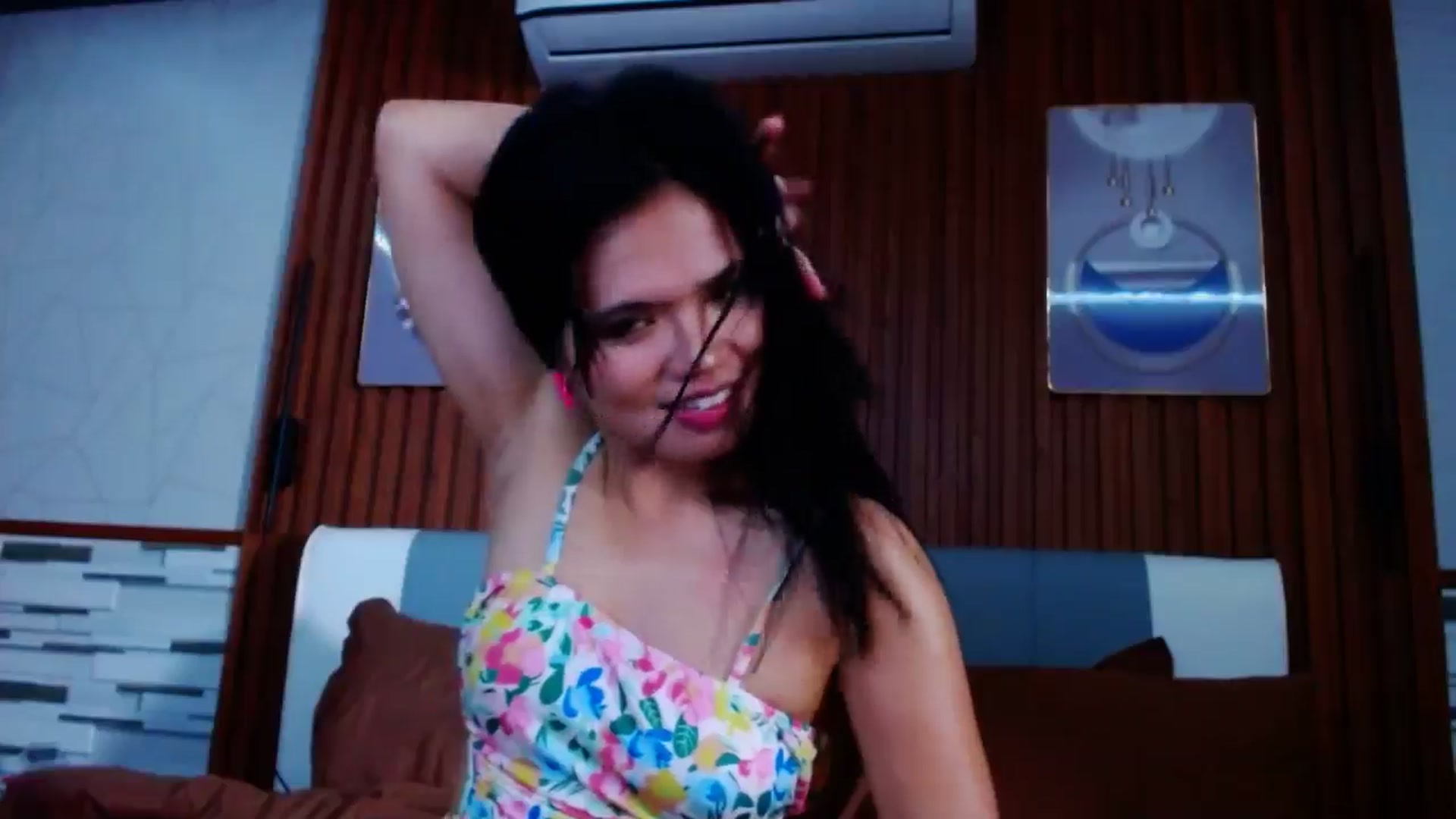 Gallery image thumbnail from SweetOne_4u's myfreecams stream on, 08/02/2024, 23:55 image 6 of 20