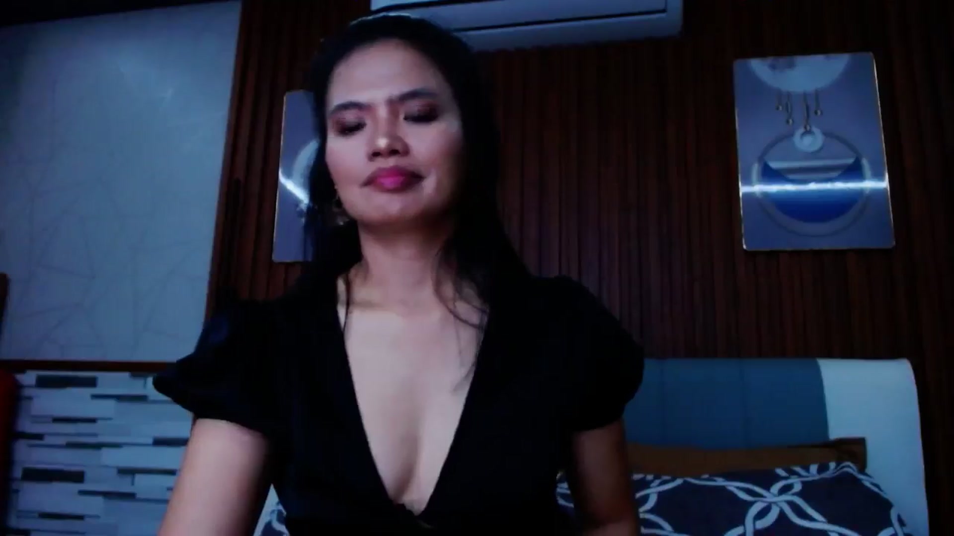 Gallery image thumbnail from SweetOne_4u's myfreecams stream on, 08/09/2024, 22:13 image 10 of 20
