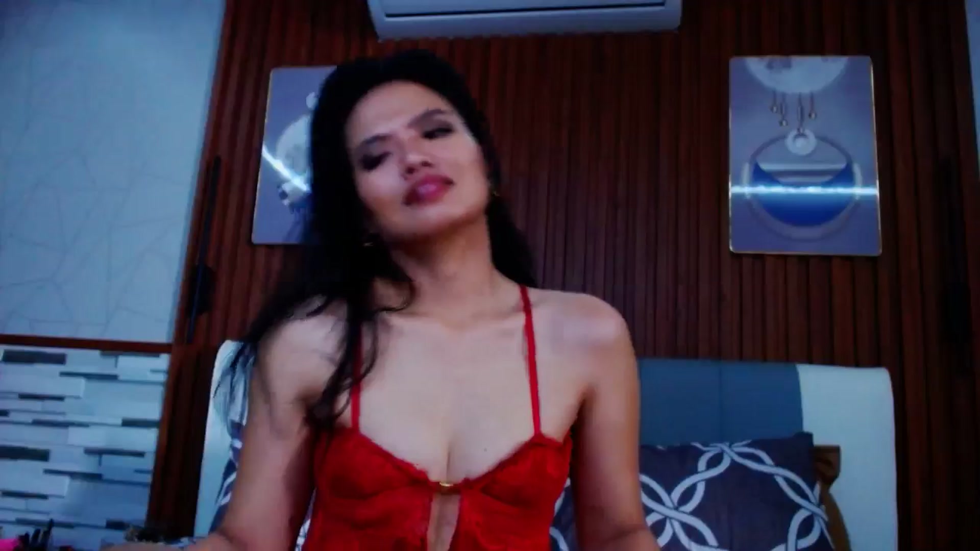 Gallery image thumbnail from SweetOne_4u's myfreecams stream on, 08/11/2024, 24:44 image 8 of 20