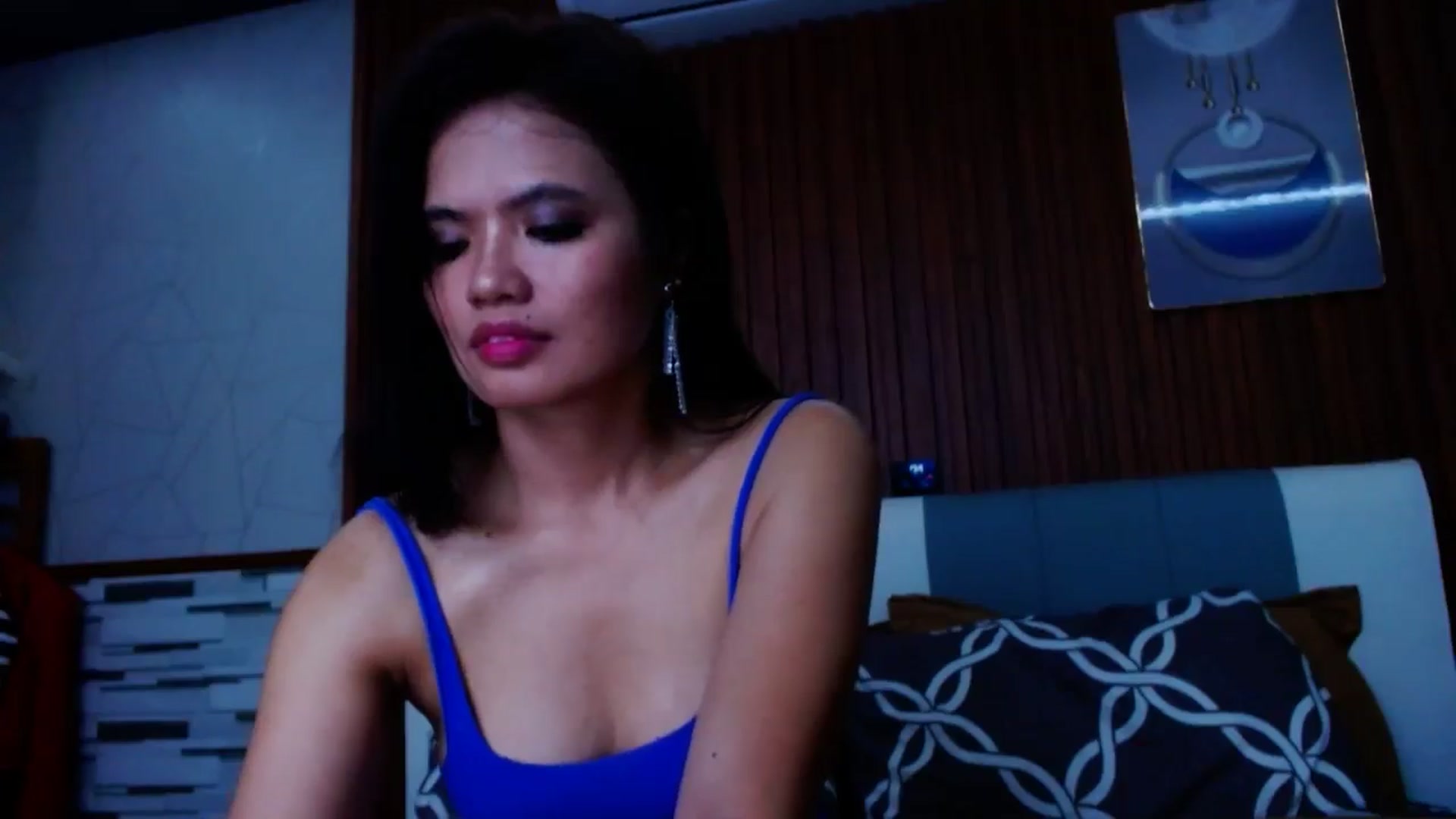 Gallery image thumbnail from SweetOne_4u's myfreecams stream on, 08/11/2024, 21:45 image 2 of 20