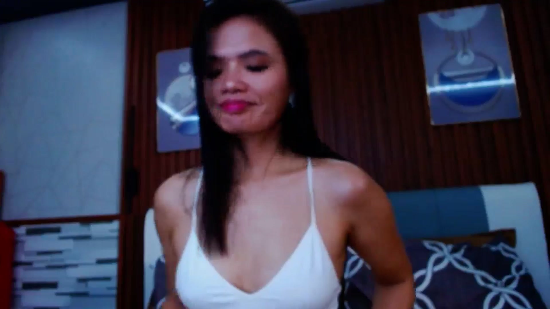 Gallery image thumbnail from SweetOne_4u's myfreecams stream on, 08/12/2024, 22:47 image 19 of 20